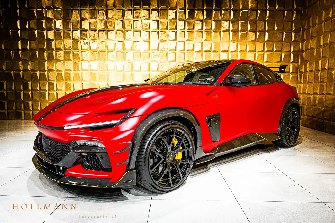 Ferrari Purosangue proposée par un concessionnaire spécialisé à Stuhr, Allemagne, photo 4 sur 8