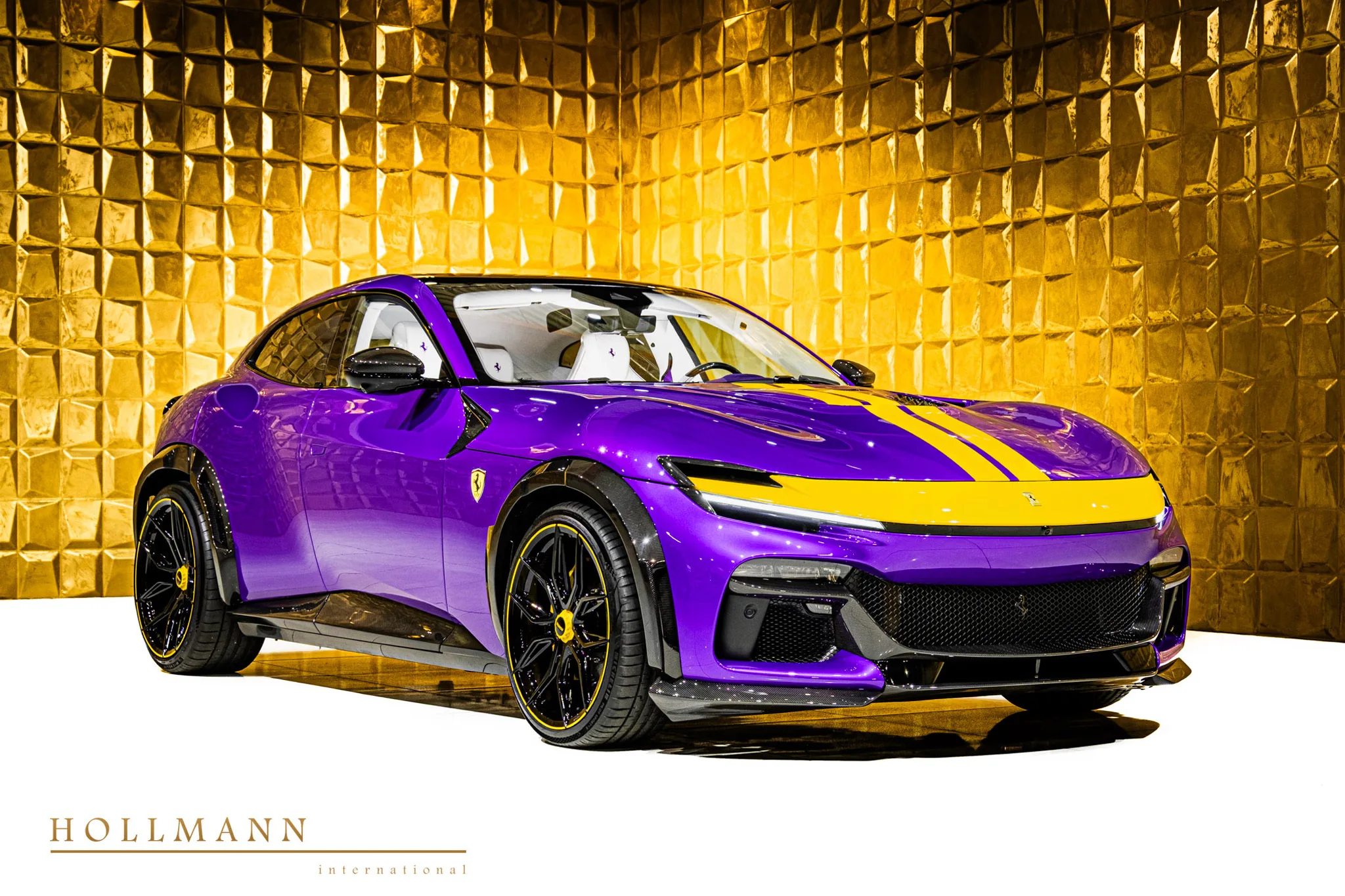 Ferrari Purosangue angeboten von einem Fachhändler in Stuhr, Deutschland, Hauptfoto