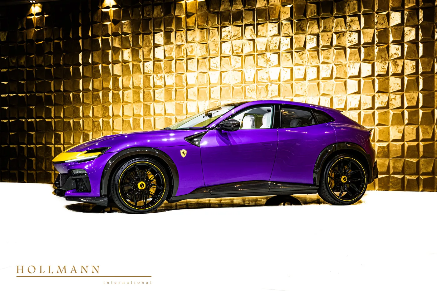 Ferrari Purosangue proposée par un concessionnaire spécialisé à Stuhr, Allemagne, photo 4 sur 8