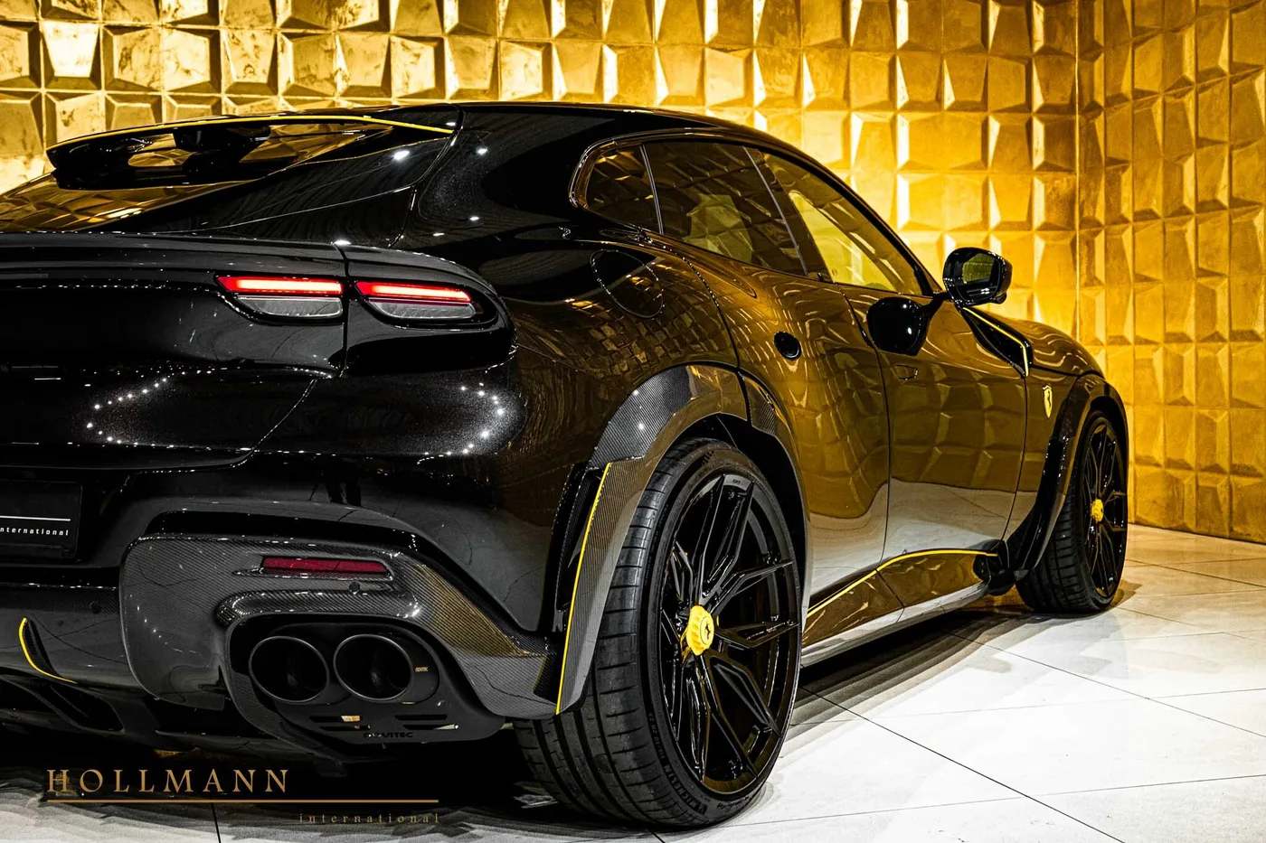 Ferrari Purosangue proposée par un concessionnaire spécialisé à Stuhr, Allemagne, photo 8 sur 8