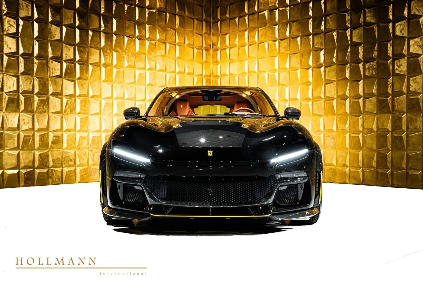Ferrari Purosangue proposée par un concessionnaire spécialisé à Stuhr, Allemagne, photo 3 sur 8