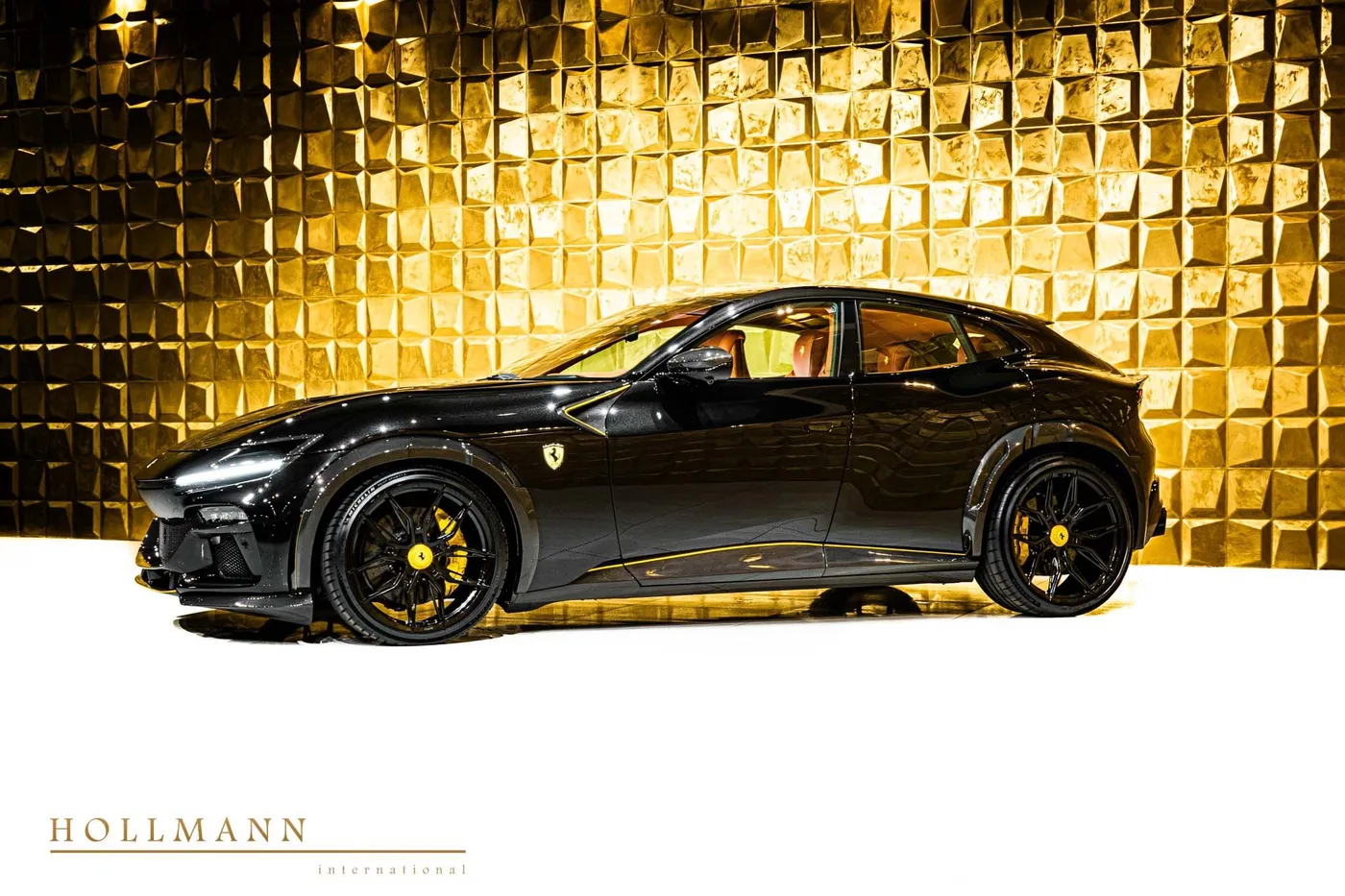 Ferrari Purosangue proposée par un concessionnaire spécialisé à Stuhr, Allemagne, photo 4 sur 8