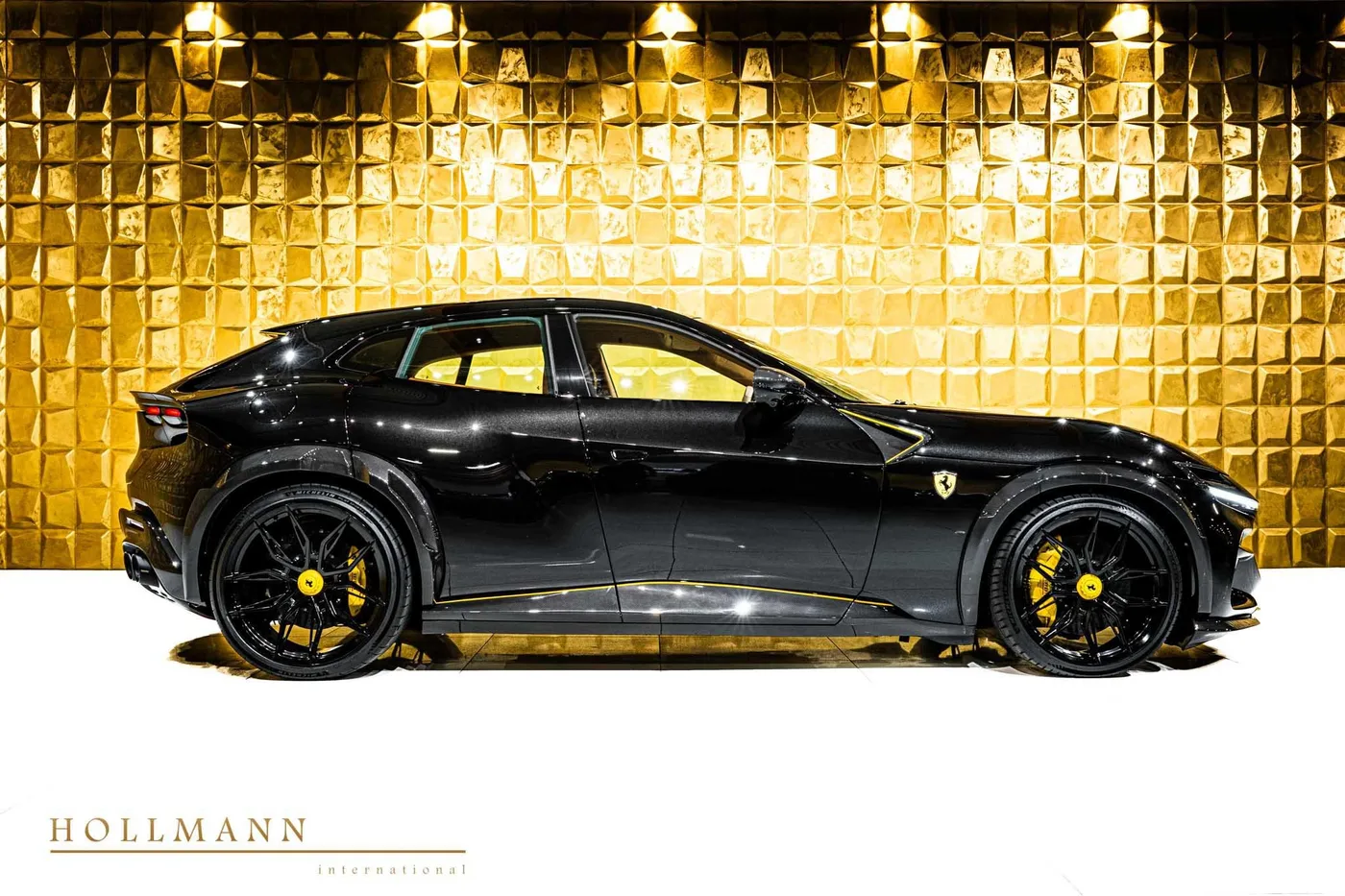 Ferrari Purosangue proposée par un concessionnaire spécialisé à Stuhr, Allemagne, photo 5 sur 8