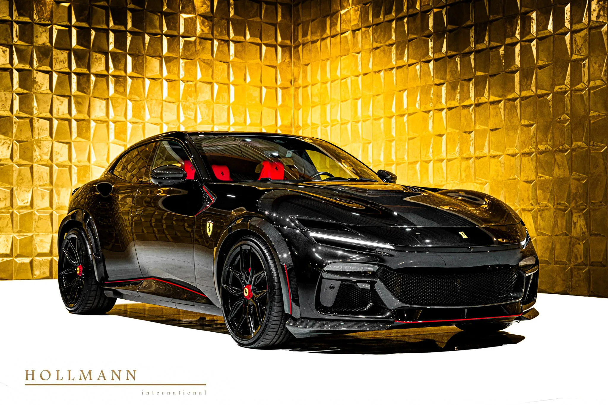 Ferrari Purosangue angeboten von einem Fachhändler in Stuhr, Deutschland, Hauptfoto