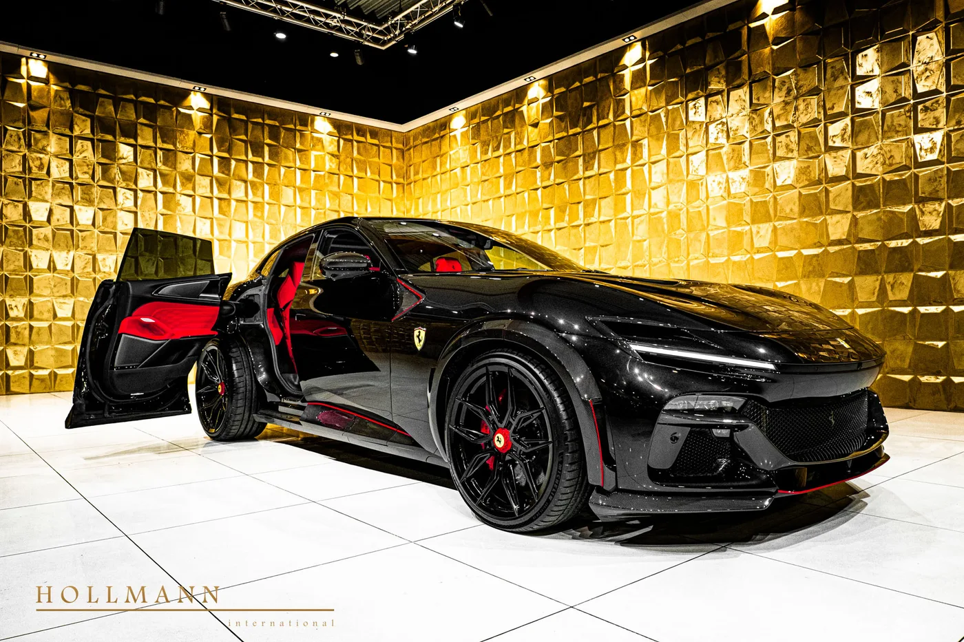 Ferrari Purosangue proposée par un concessionnaire spécialisé à Stuhr, Allemagne, photo 7 sur 8