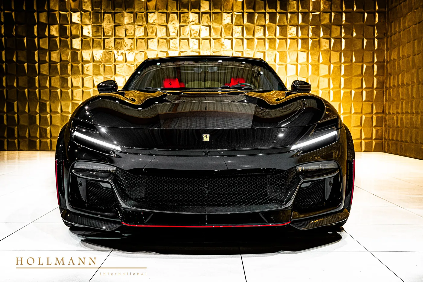 Ferrari Purosangue proposée par un concessionnaire spécialisé à Stuhr, Allemagne, photo 8 sur 8