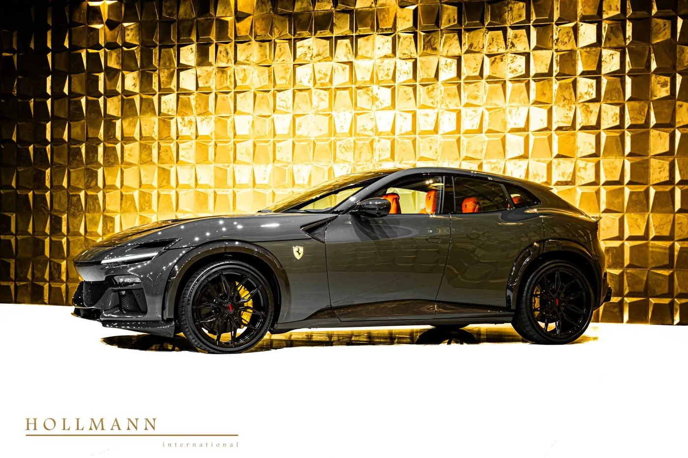 Ferrari Purosangue proposée par un concessionnaire spécialisé à Stuhr, Allemagne, photo 7 sur 8