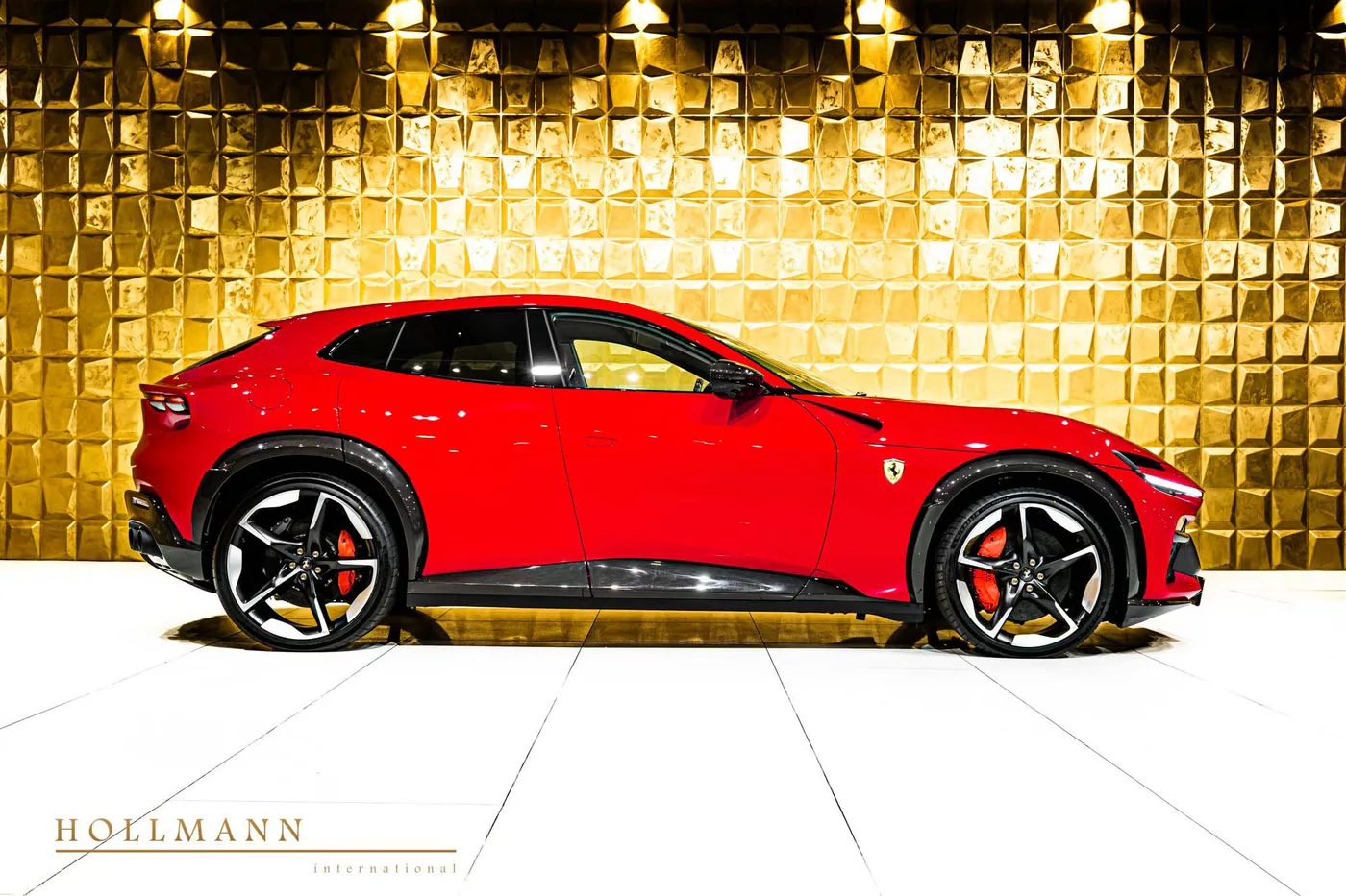 Ferrari Purosangue angeboten von einem Fachhändler in Stuhr, Deutschland, Foto 4 von 8