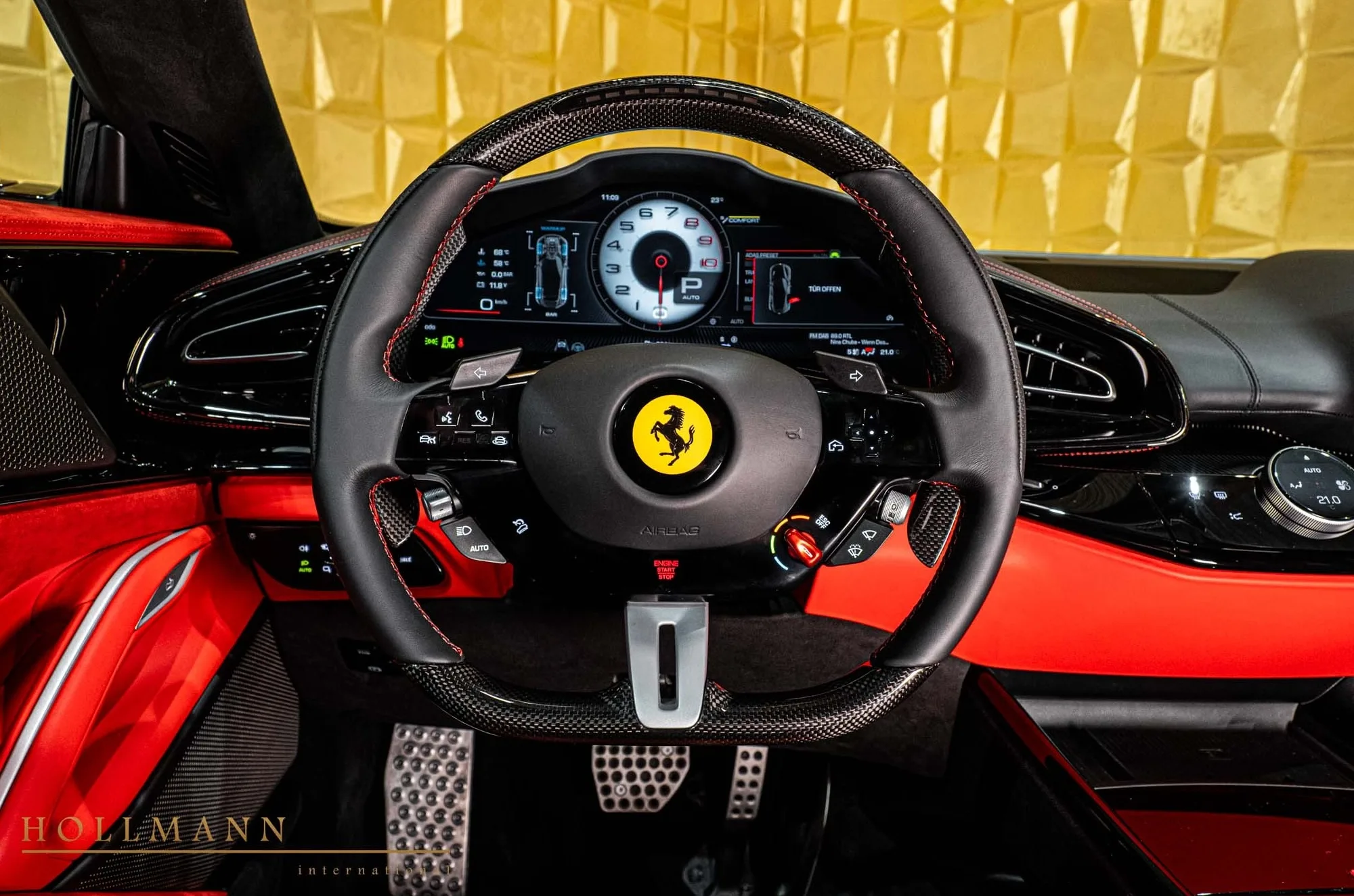 Ferrari Purosangue, 13/17