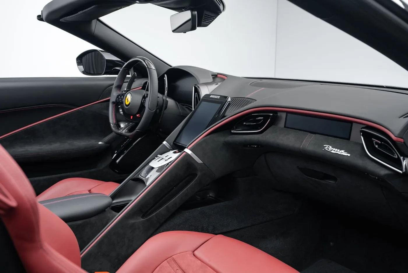 Ferrari Roma Spider angeboten von einem Fachhändler in Putzbrunn, Deutschland, Foto 10 von 15