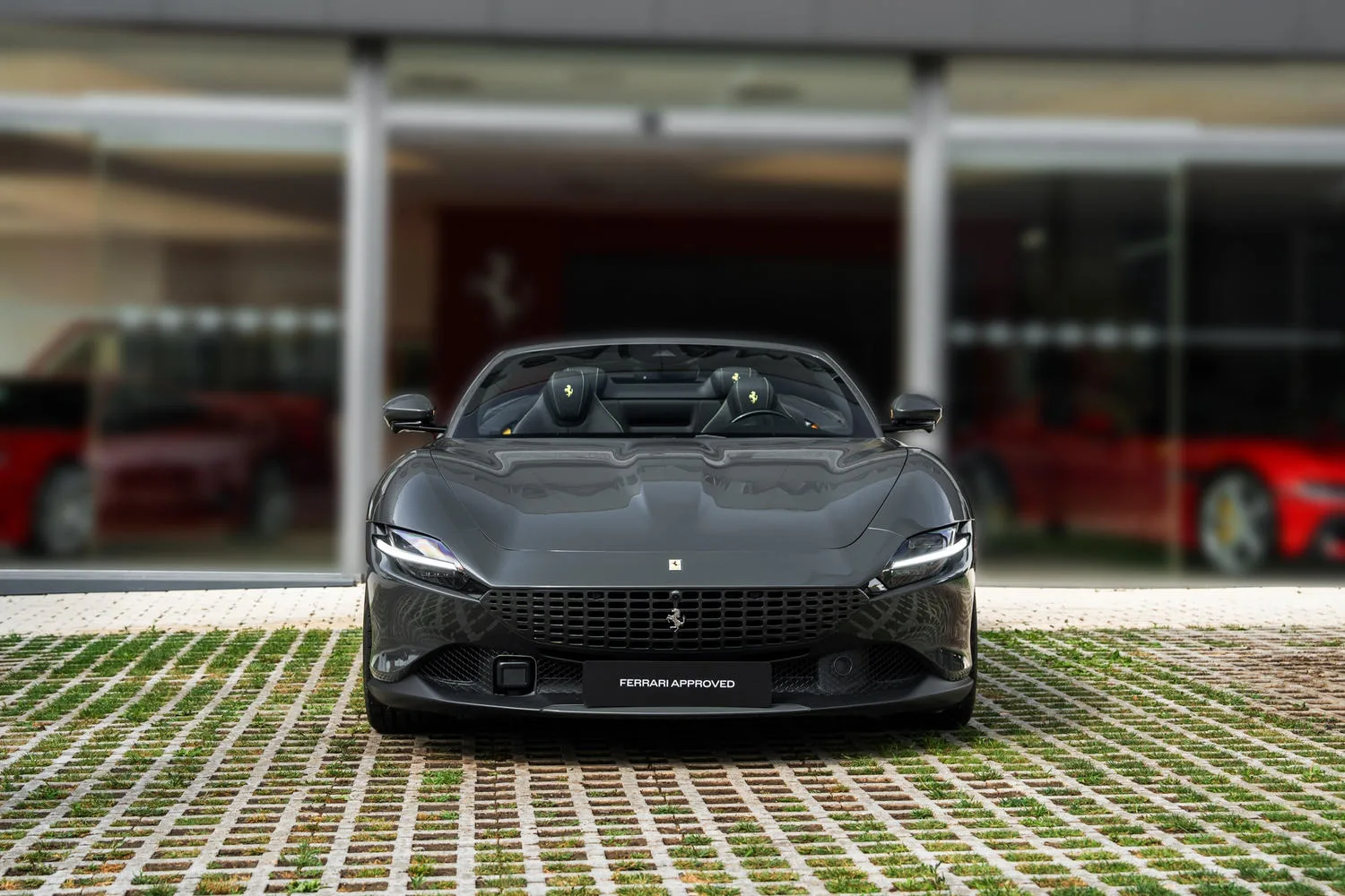 Ferrari Roma Spider offered by a specialist dealer in San Pedro Alcántara, Spain, main photo