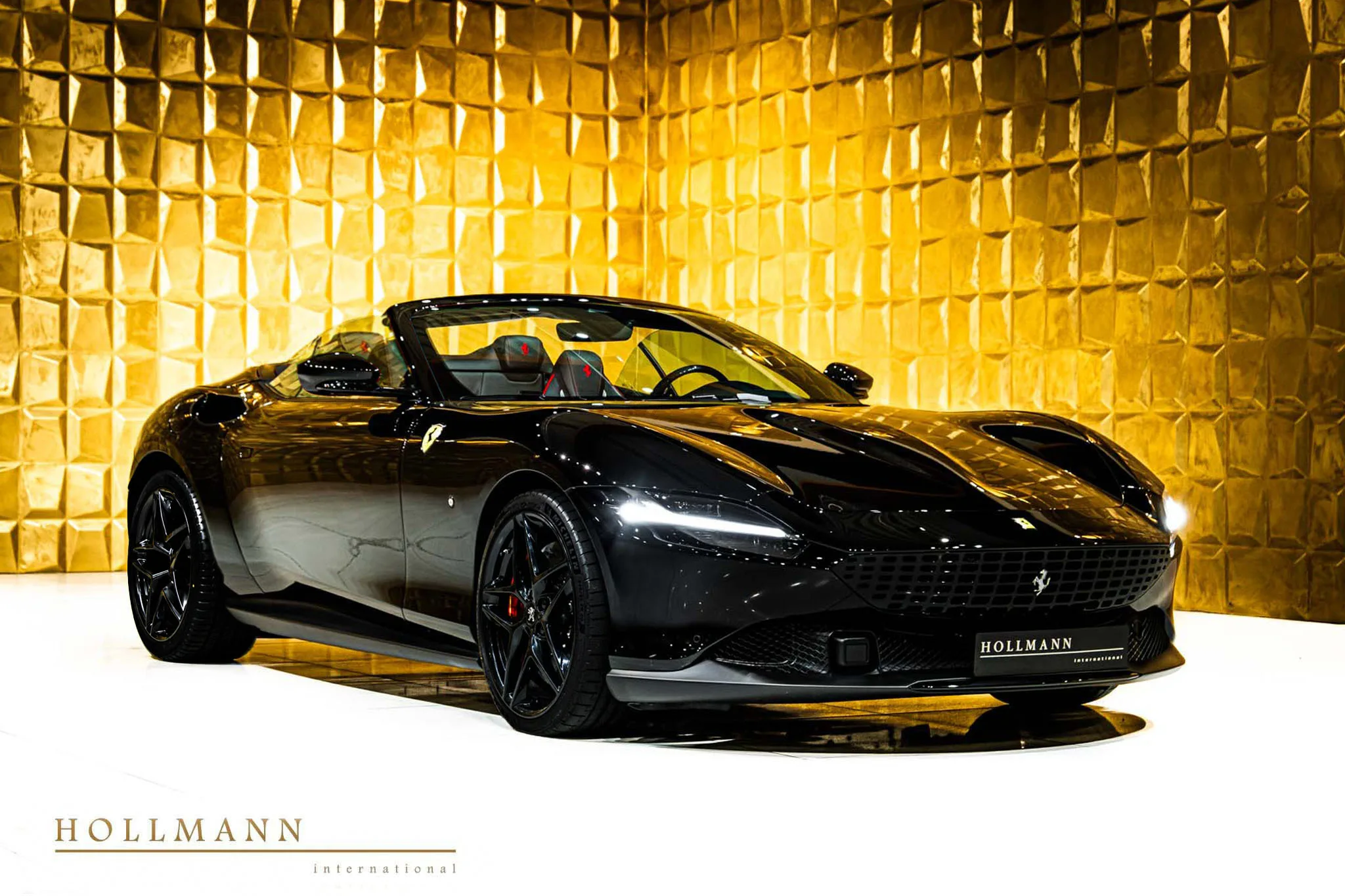 Ferrari Roma Spider angeboten von einem Fachhändler in Stuhr, Deutschland, Hauptfoto