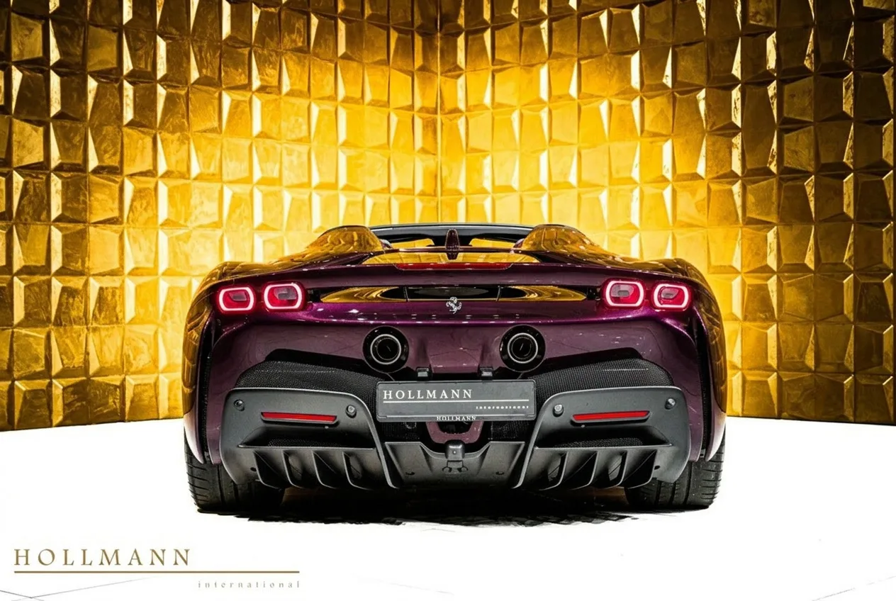 Ferrari SF90 Spider offered by a specialist dealer in Stuhr, Germany, photo 6 of 8
