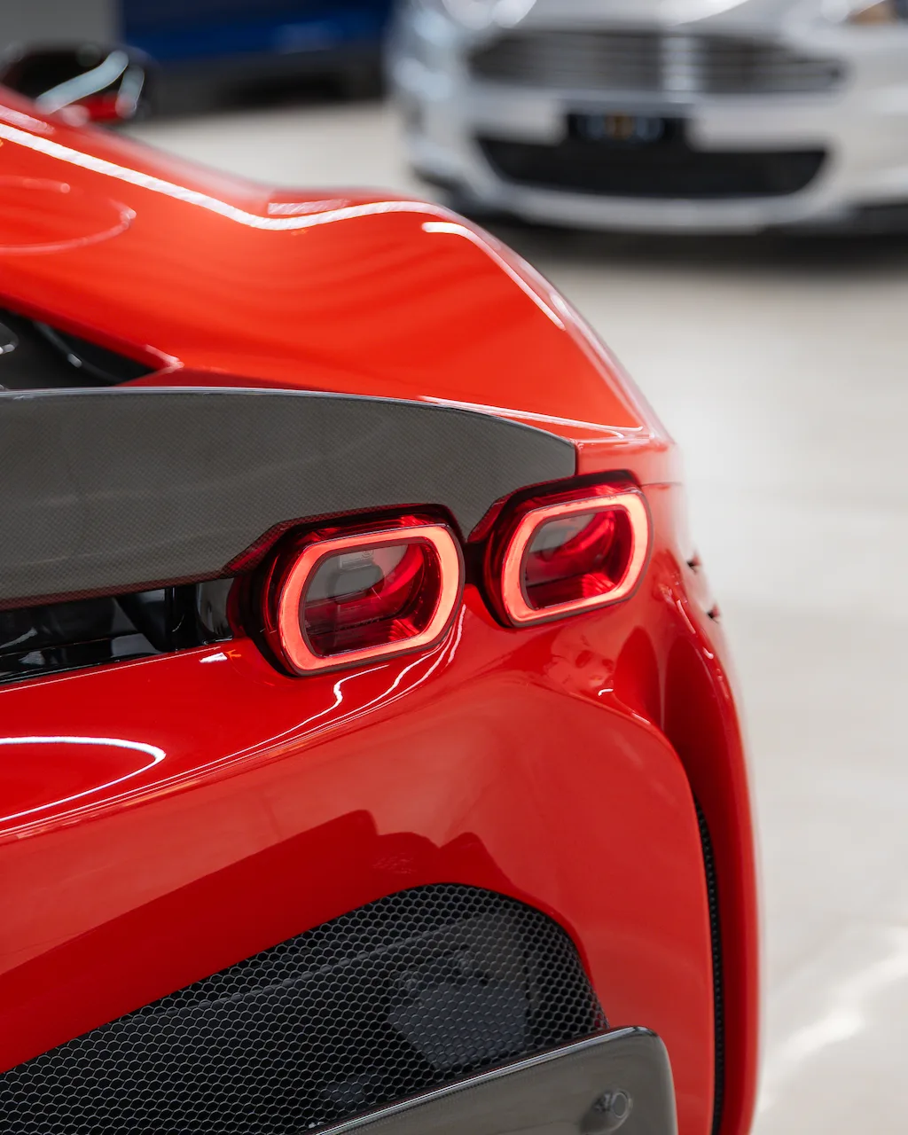 2022 Ferrari SF90 Stradale offered by a supercar dealer in Riyadh, Saudi Arabia, photo 13 of 18