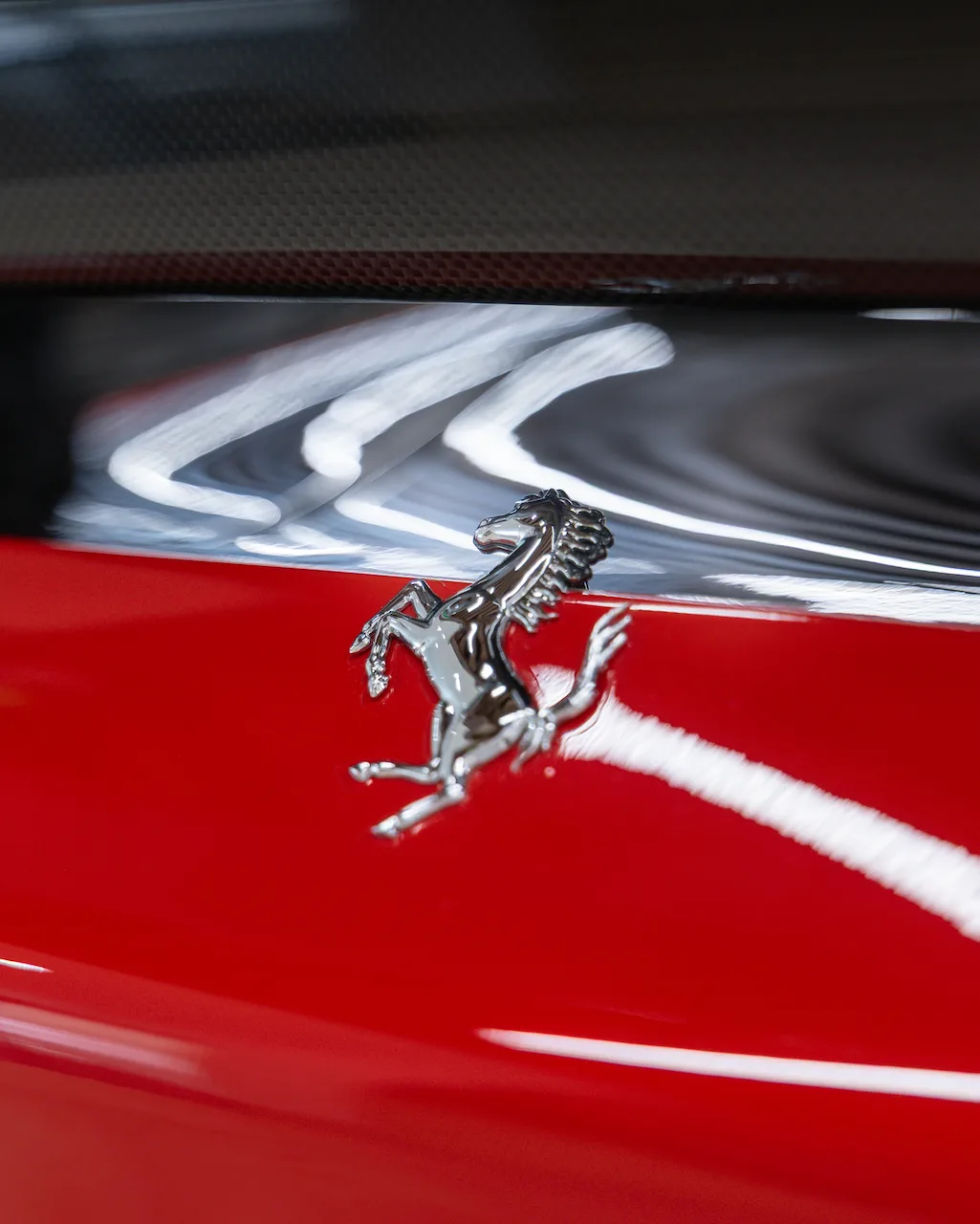 2022 Ferrari SF90 Stradale offered by a supercar dealer in Riyadh, Saudi Arabia, photo 15 of 18
