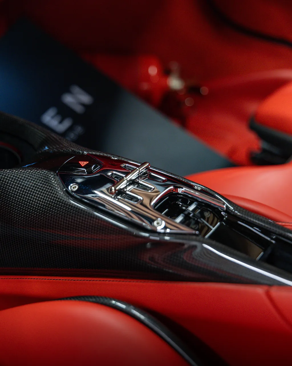 2022 Ferrari SF90 Stradale offered by a supercar dealer in Riyadh, Saudi Arabia, photo 16 of 18