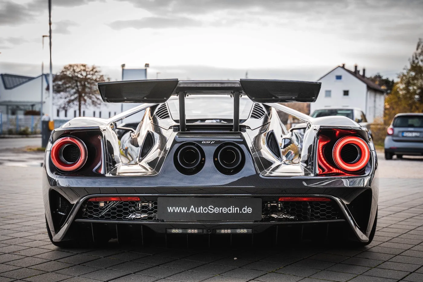 Ford GT proposée par un concessionnaire spécialisé à Hechingen, Allemagne, photo 5 sur 25