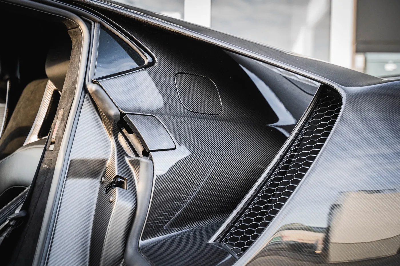 Ford GT proposée par un concessionnaire spécialisé à Hechingen, Allemagne, photo 22 sur 25