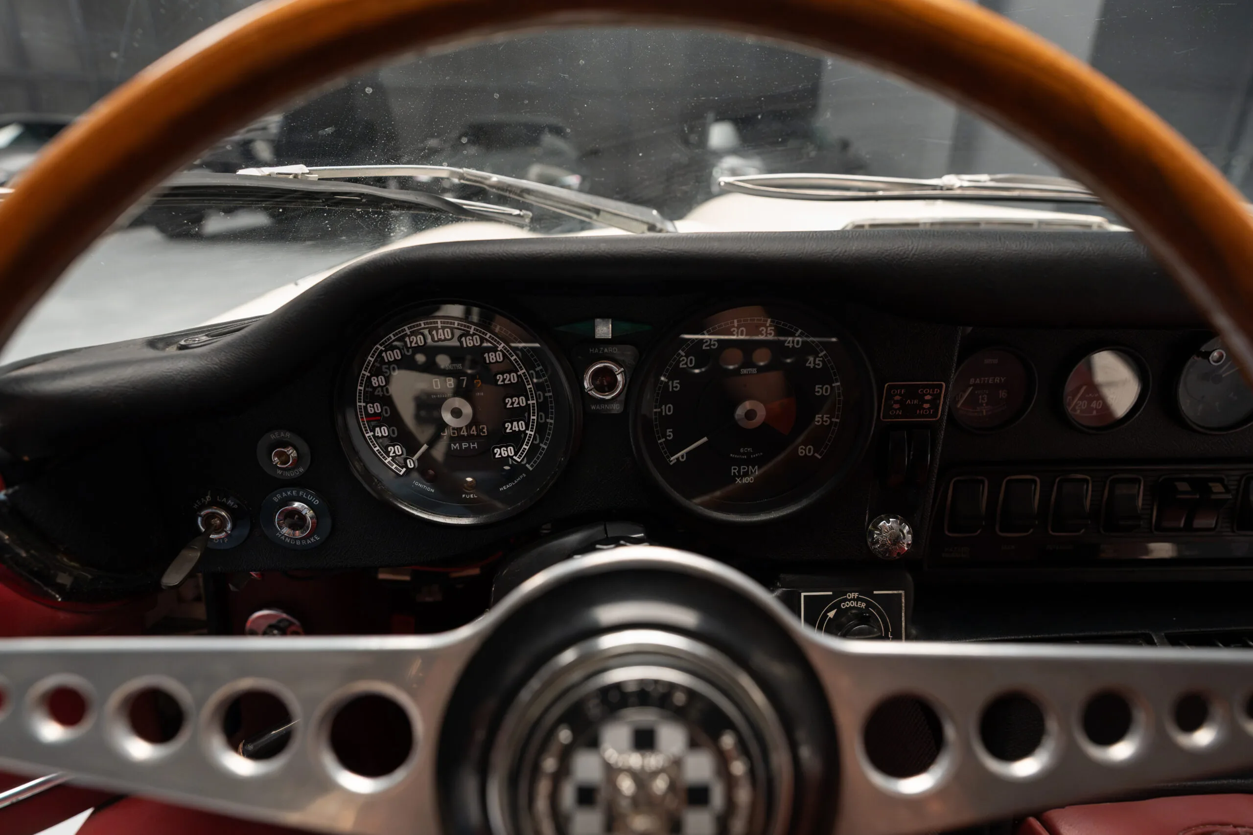Jaguar E-Type Series 2 2+2, 18/27