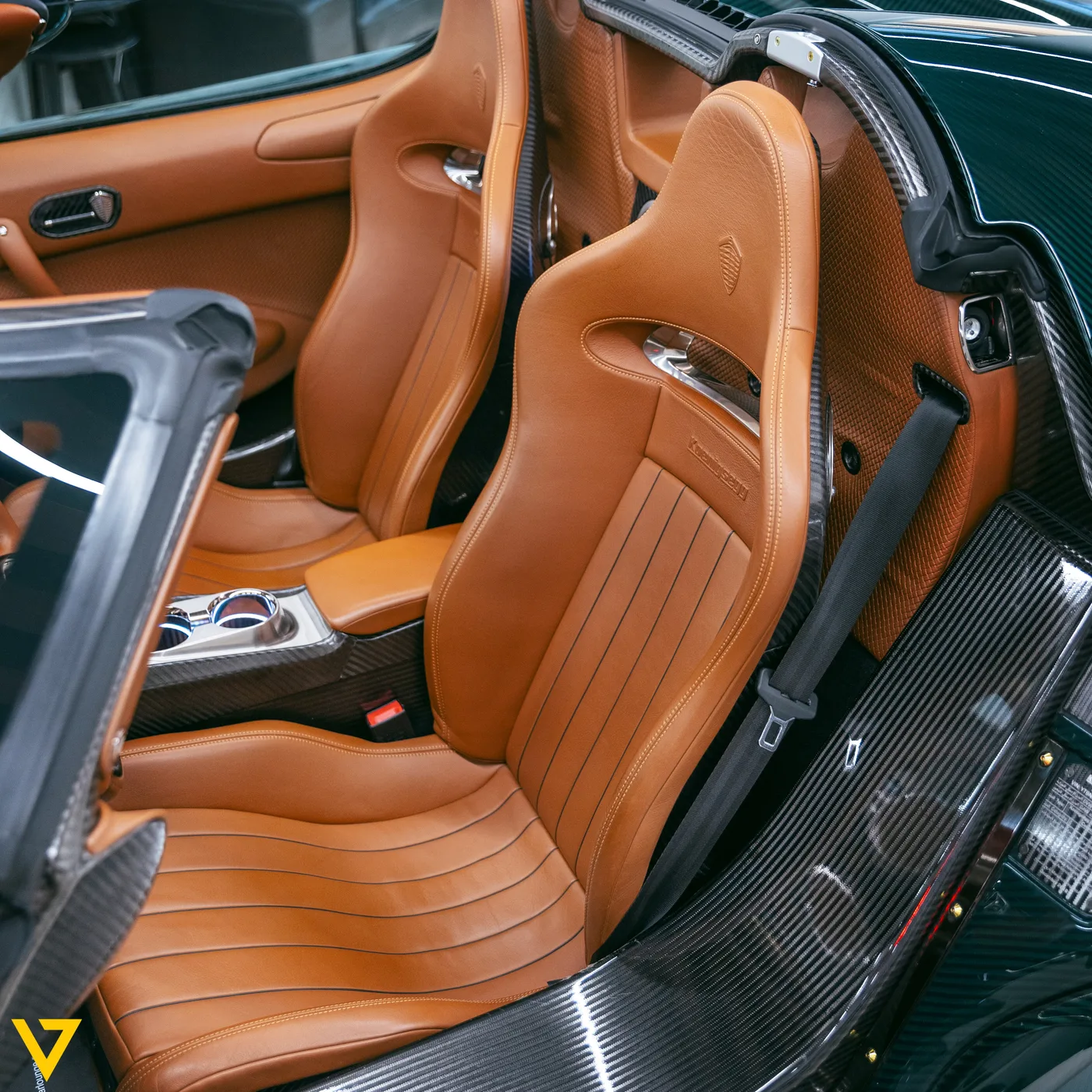 Koenigsegg Regera angeboten von einem Supersportwagenhändler in Riyadh, Saudi-Arabien, Foto 11 von 31
