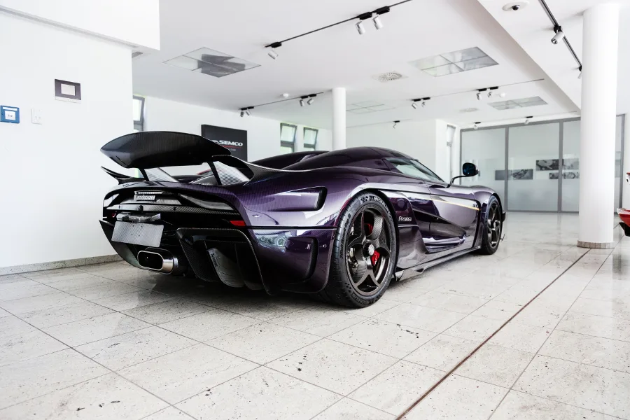 Koenigsegg REGERA proposée par un concessionnaire spécialisé à Haar, Allemagne, photo principale