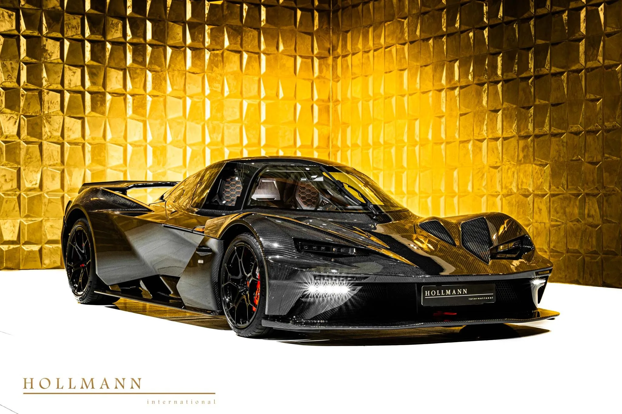 KTM X-BOW GT-XR proposée par un concessionnaire spécialisé à Stuhr, Allemagne, photo principale