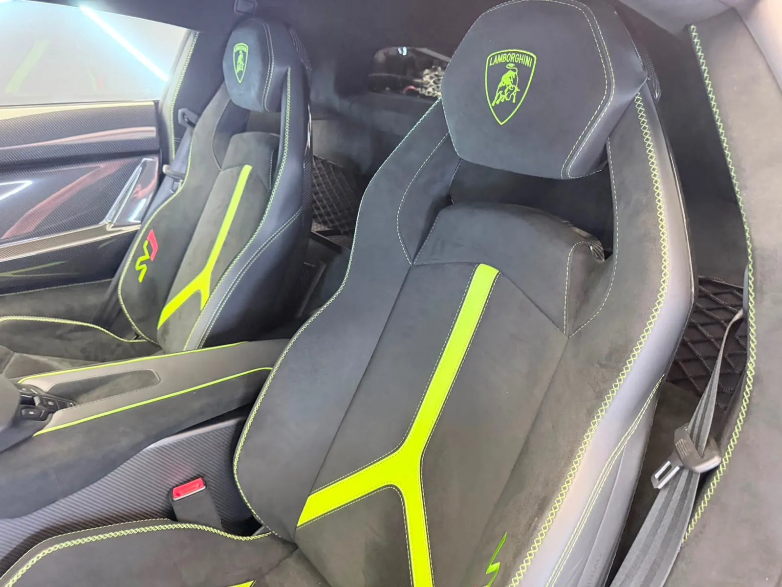 Lamborghini Aventador SVJ, 13/24