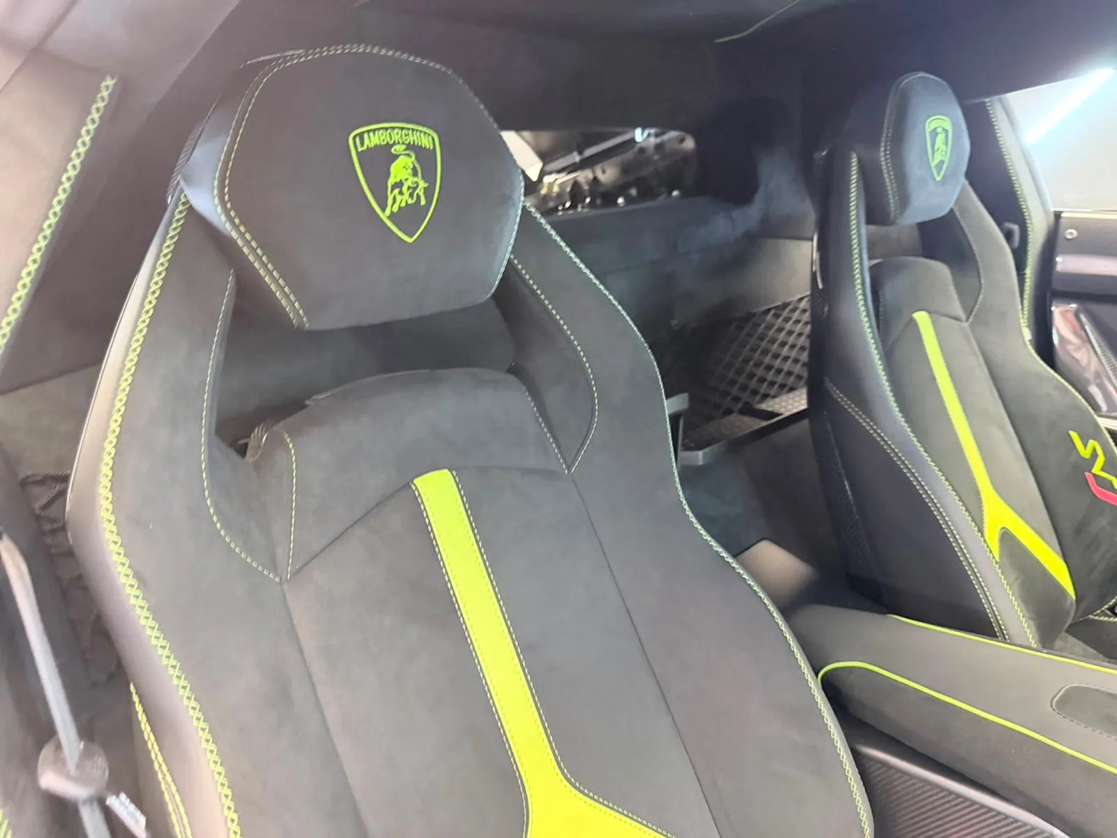 Lamborghini Aventador SVJ, 15/24