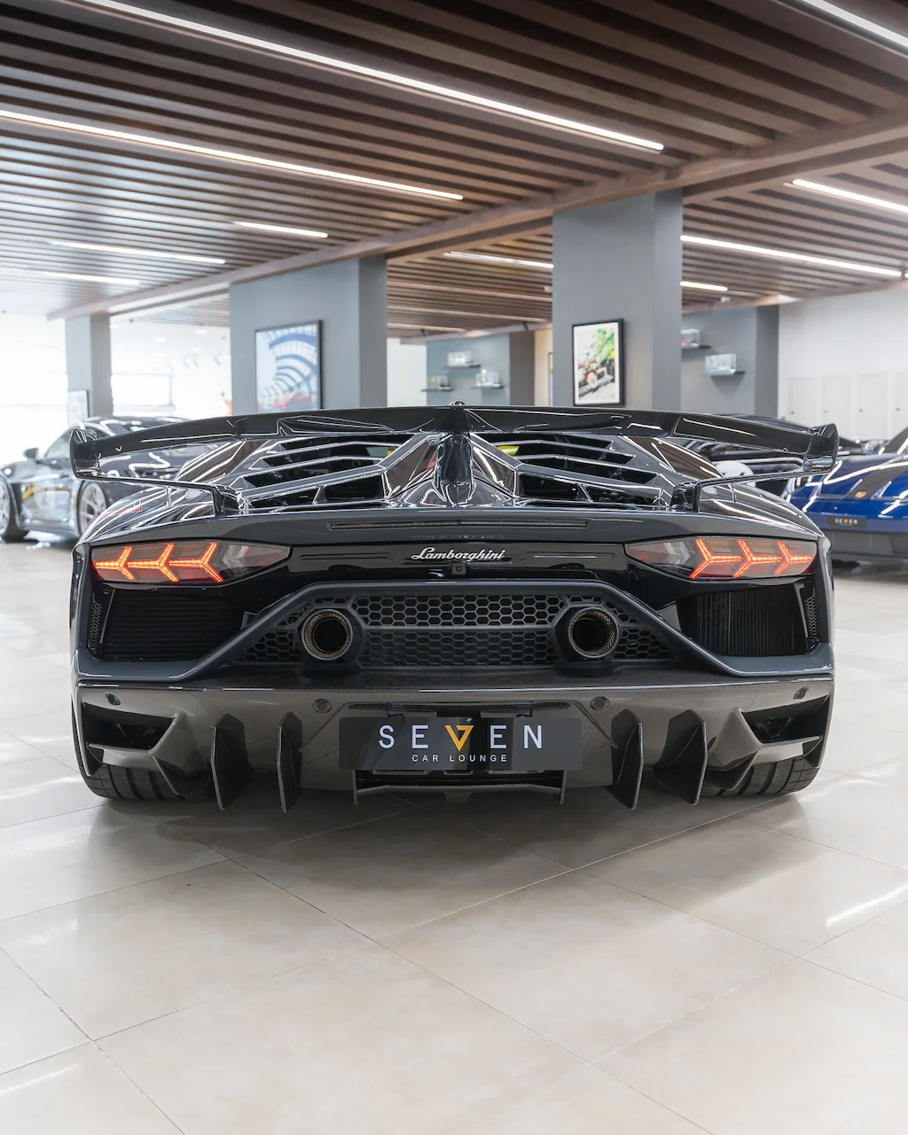 Lamborghini Aventador SVJ angeboten von einem Supersportwagenhändler in Riyadh, Saudi-Arabien, Foto 6 von 20