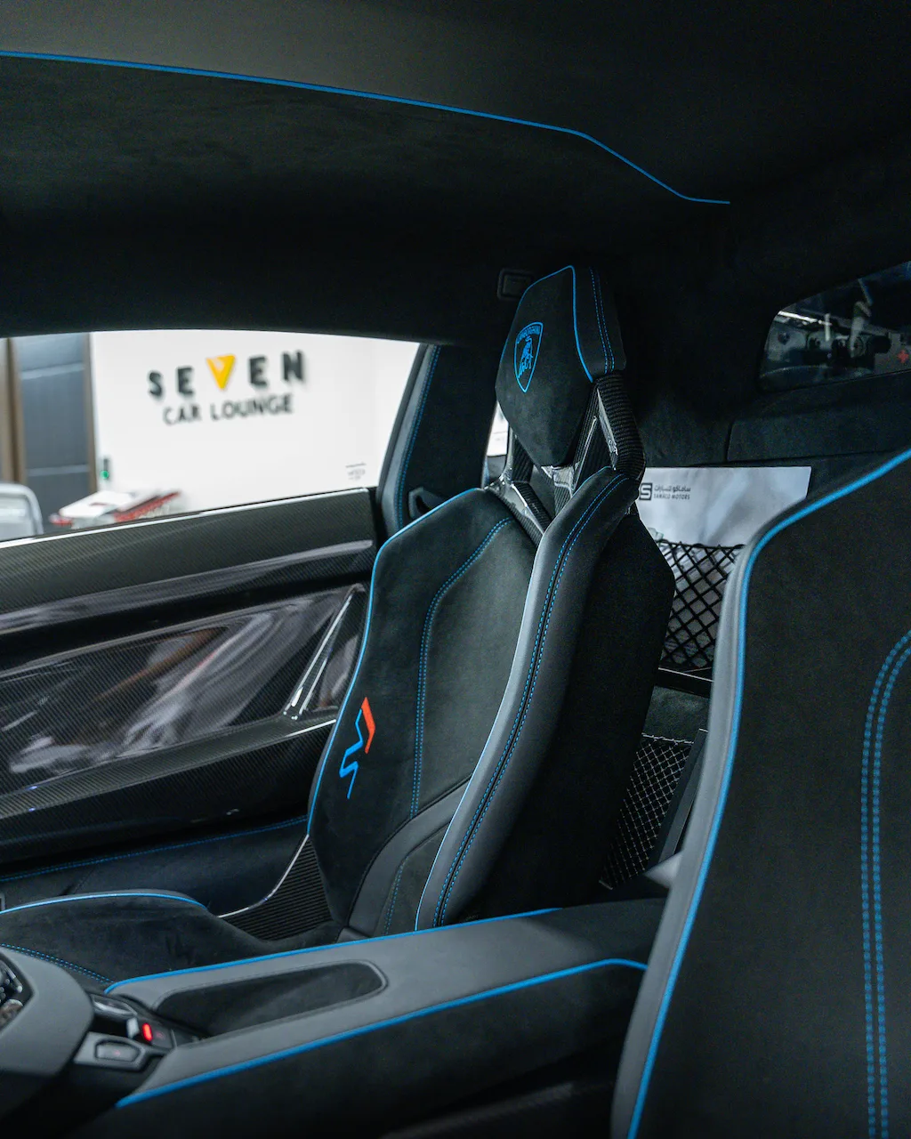 Lamborghini Aventador SVJ angeboten von einem Supersportwagenhändler in Riyadh, Saudi-Arabien, Foto 11 von 20