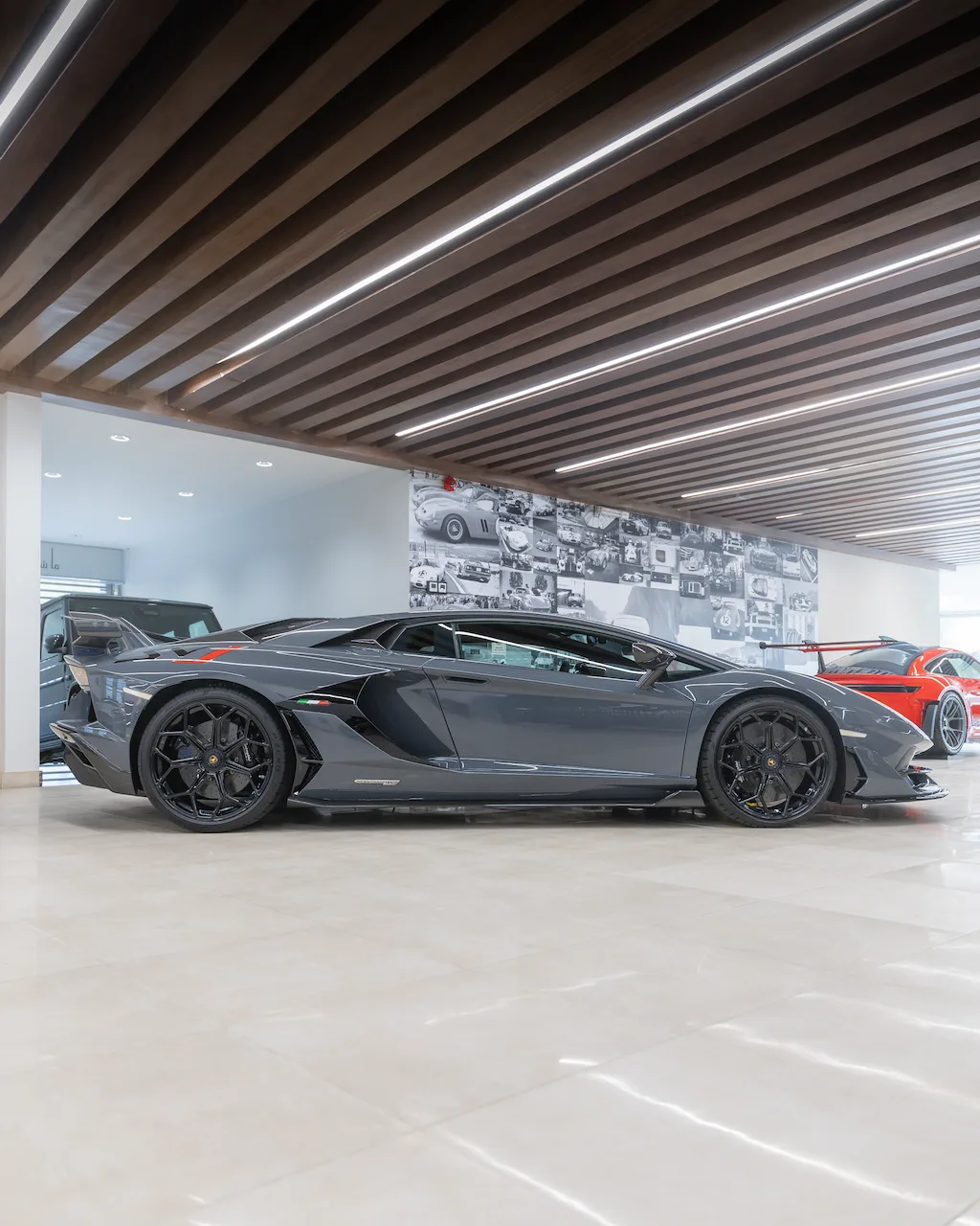 Lamborghini Aventador SVJ angeboten von einem Supersportwagenhändler in Riyadh, Saudi-Arabien, Foto 13 von 20