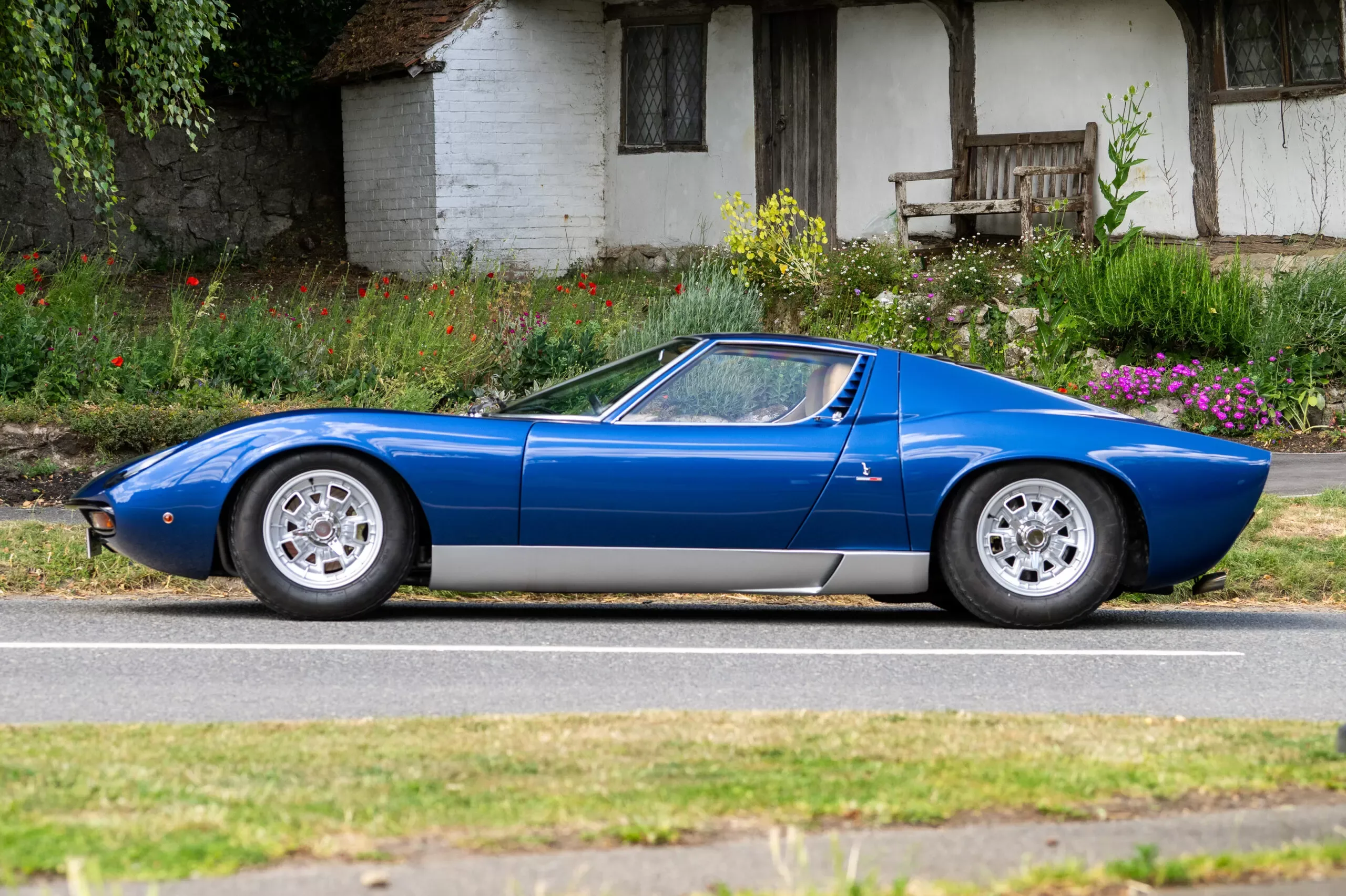 Lamborghini Miura P400, 4/7