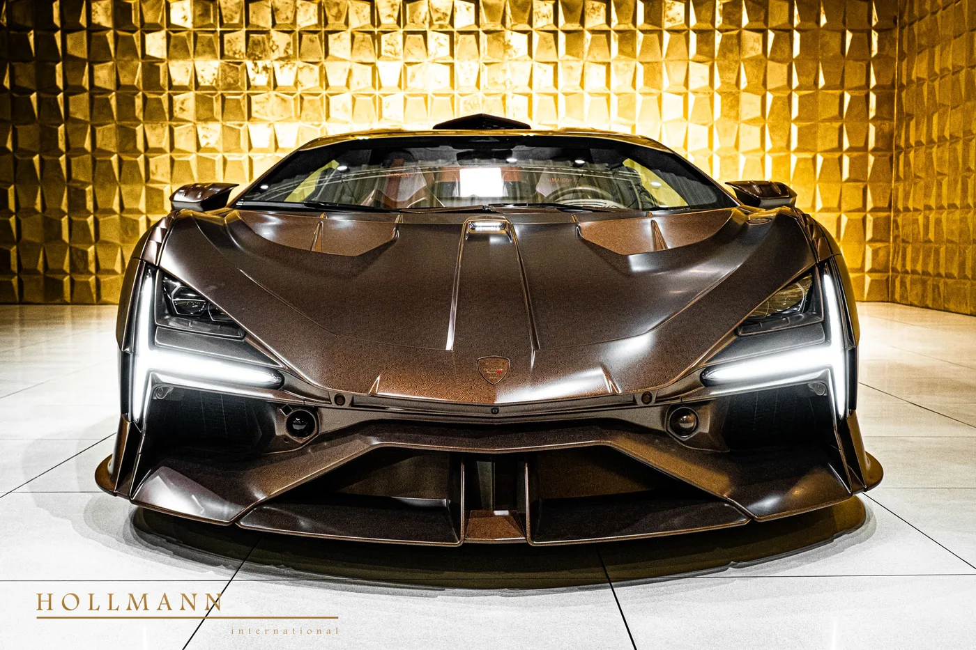 Lamborghini Revuelto proposée par un concessionnaire spécialisé à Stuhr, Allemagne, photo 7 sur 8