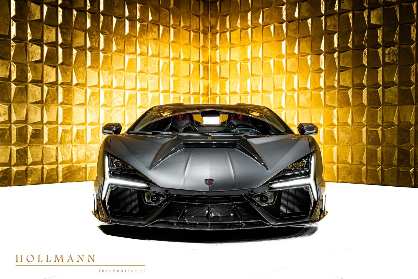 Lamborghini Revuelto angeboten von einem Fachhändler in Stuhr, Deutschland, Foto 3 von 8