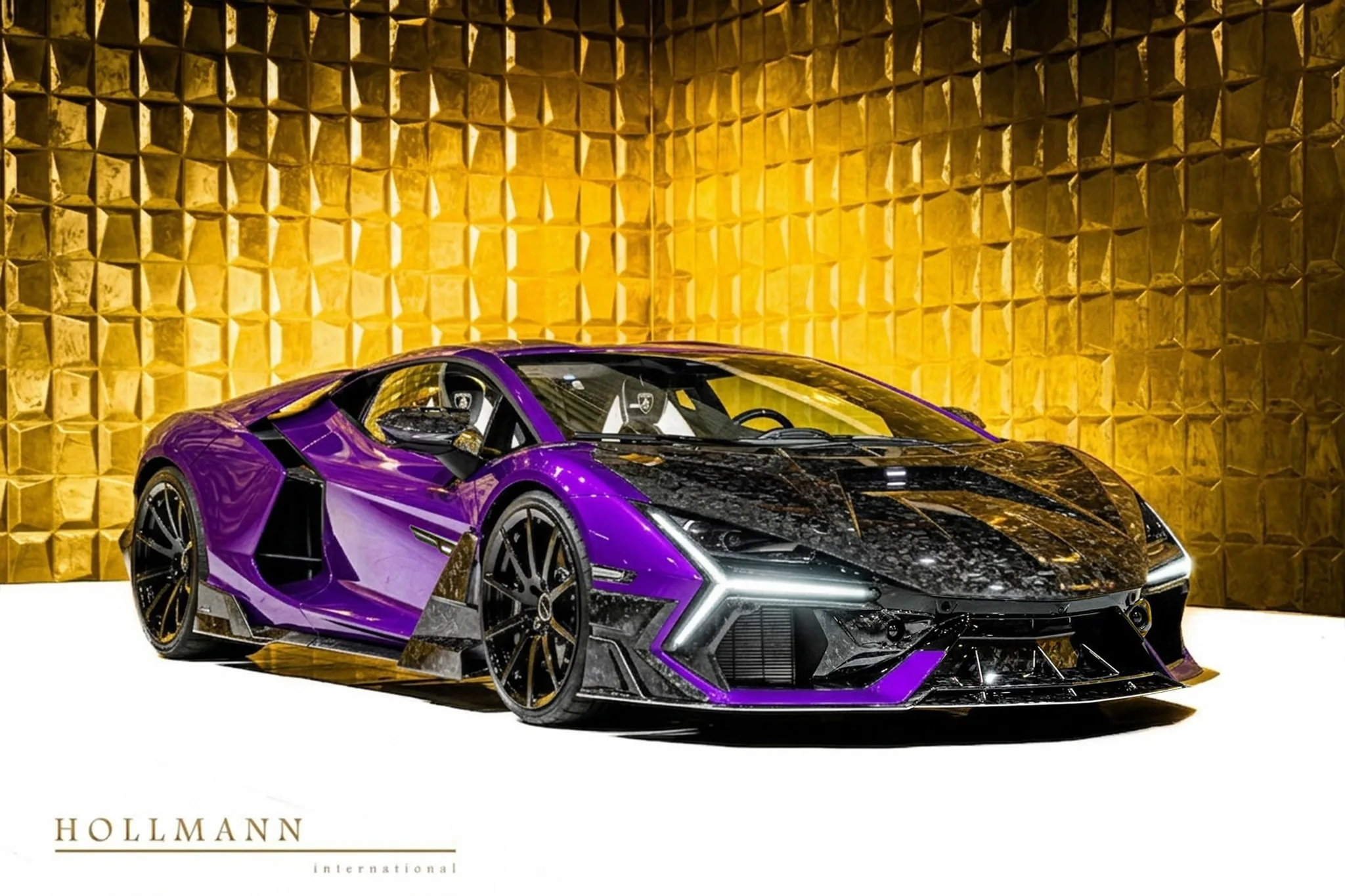 Lamborghini Revuelto angeboten von einem Fachhändler in Stuhr, Deutschland, Hauptfoto