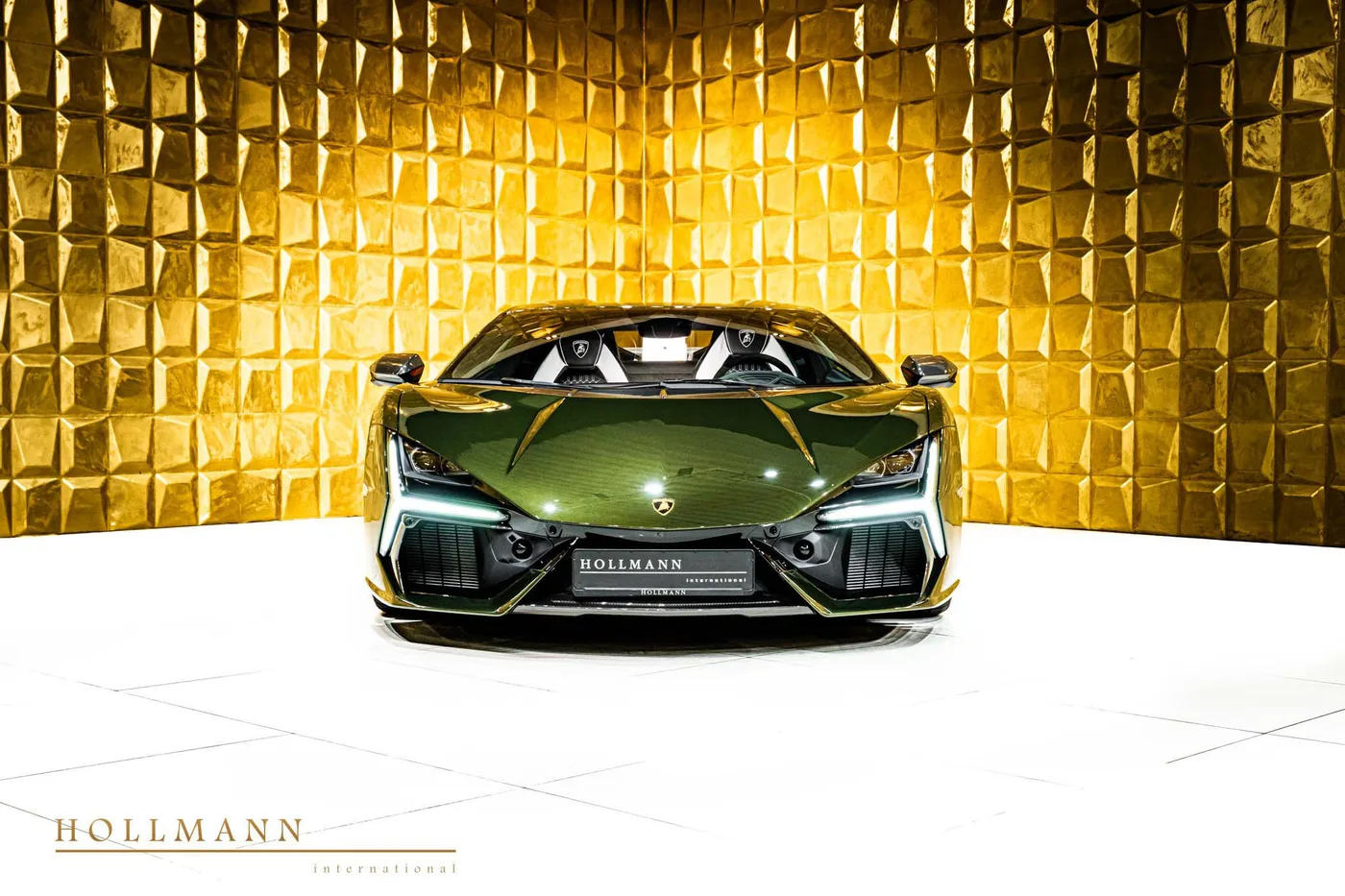 Lamborghini Revuelto angeboten von einem Fachhändler in Stuhr, Deutschland, Foto 3 von 8