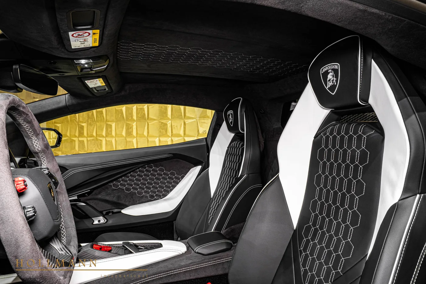 Lamborghini Revuelto angeboten von einem Fachhändler in Stuhr, Deutschland, Foto 8 von 8