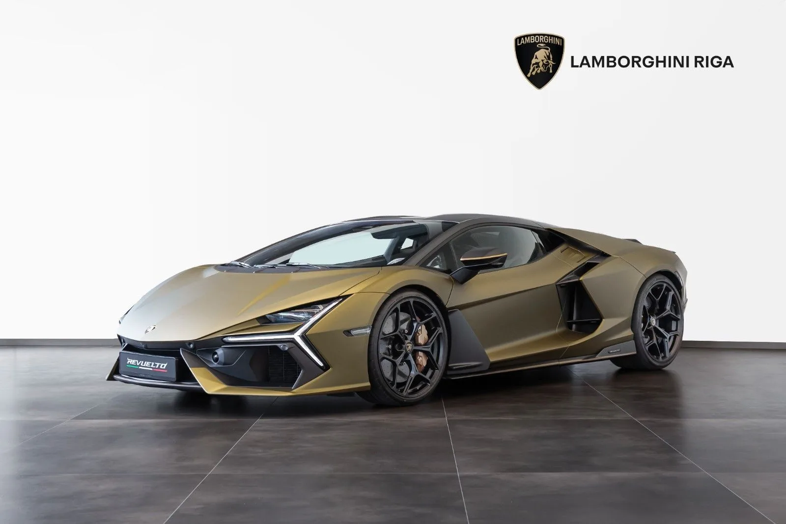 Lamborghini Revuelto angeboten von einem Supersportwagenhändler in Riga, Lettland, Hauptfoto