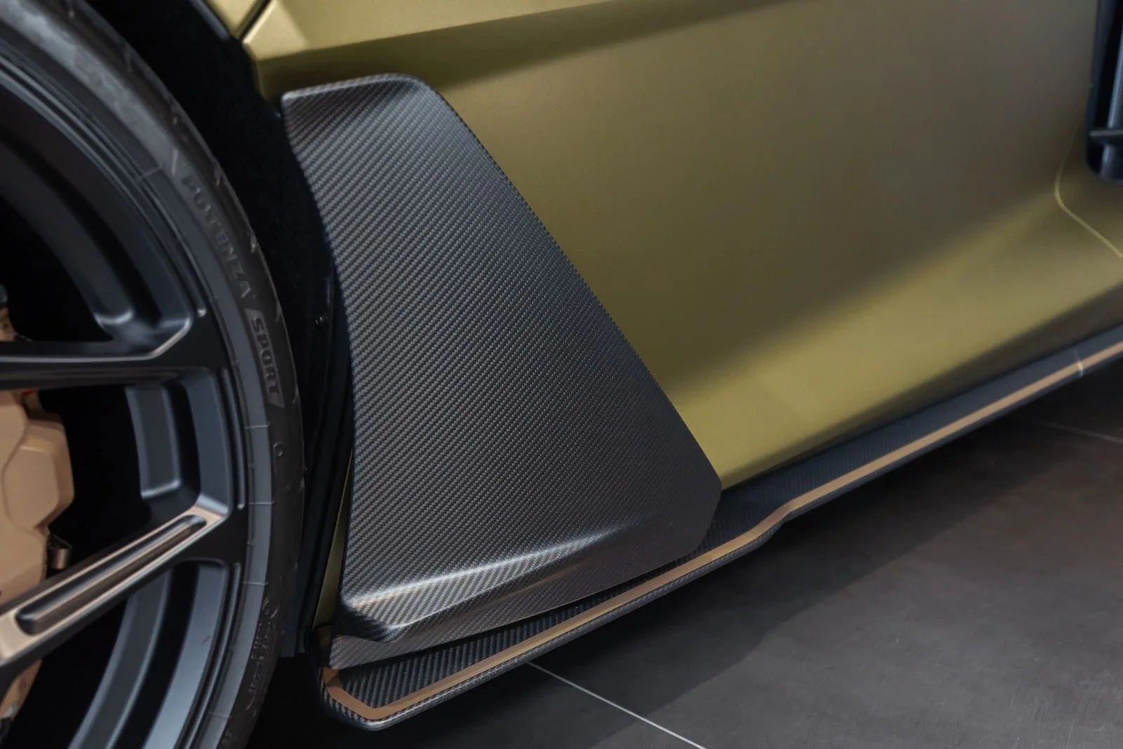 Lamborghini Revuelto, 11/30