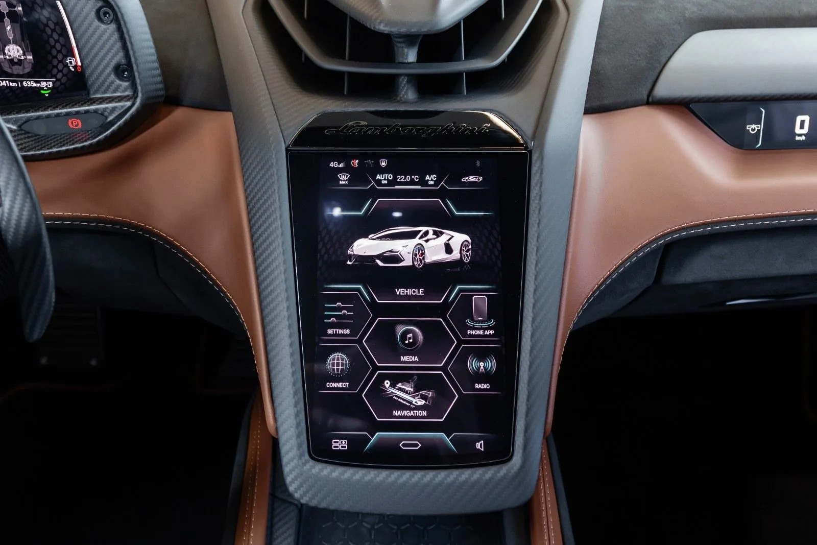 Lamborghini Revuelto, 28/30