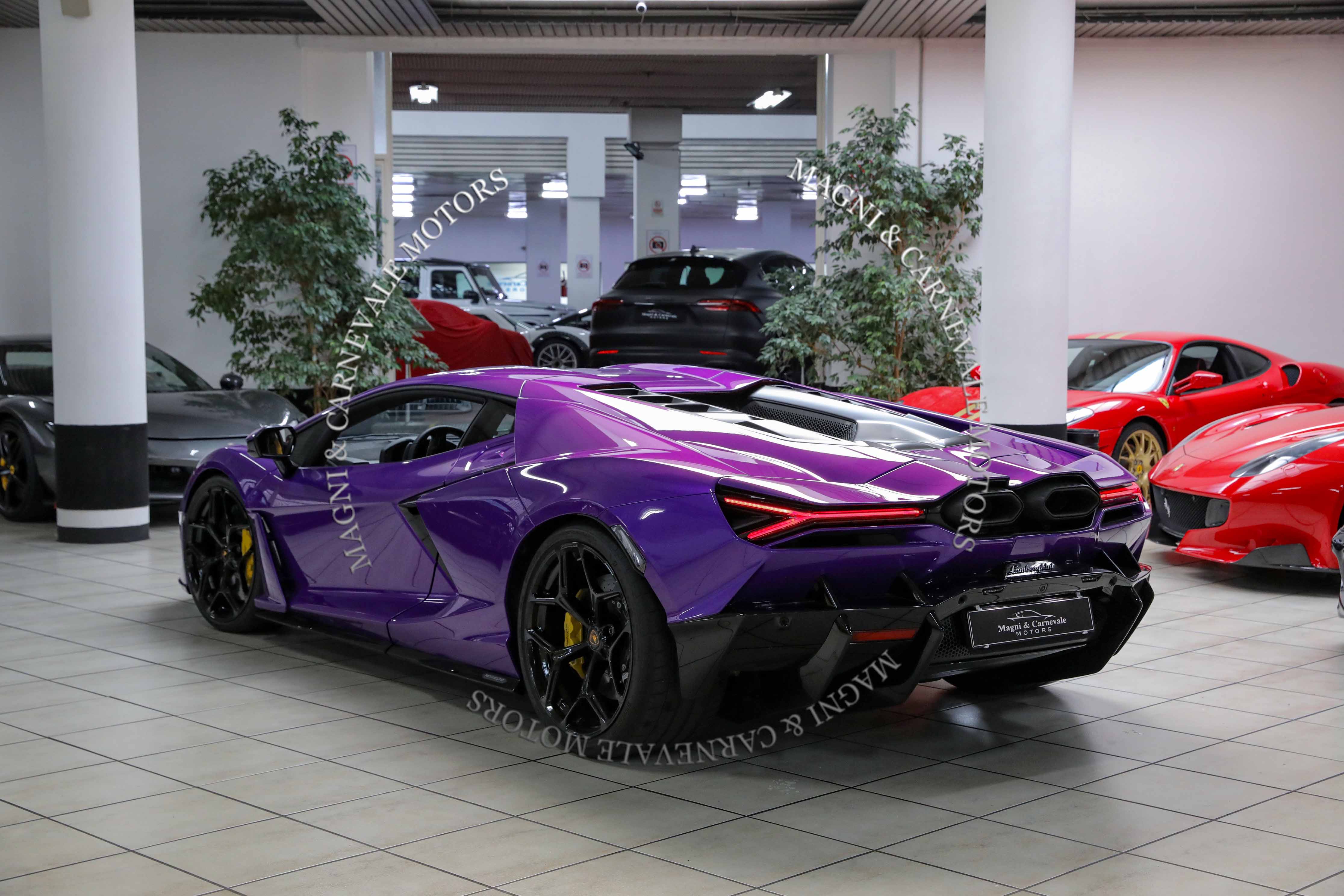Lamborghini Revuelto angeboten von einem Fachhändler in Milan, Italien, Foto 16 von 20