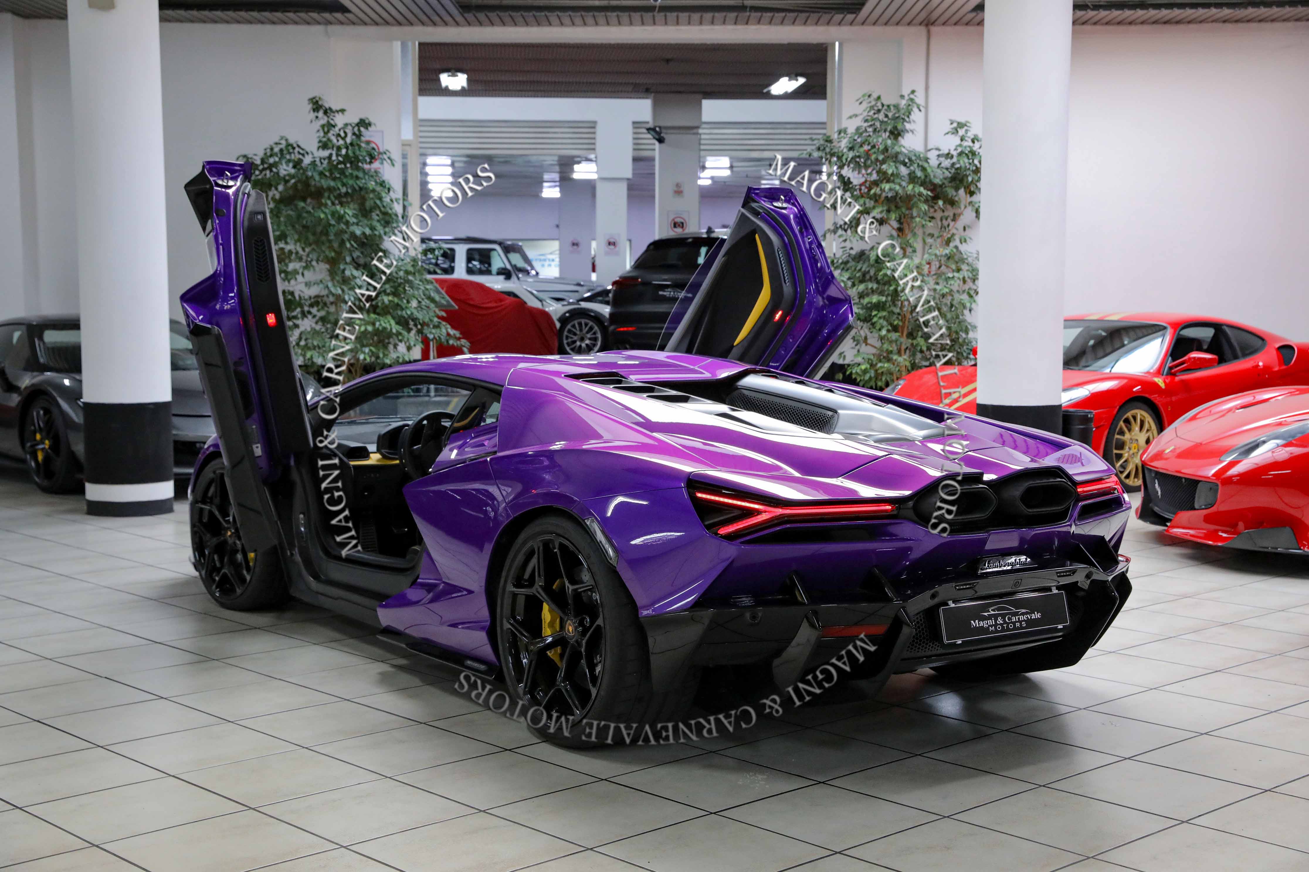 Lamborghini Revuelto angeboten von einem Fachhändler in Milan, Italien, Foto 17 von 20