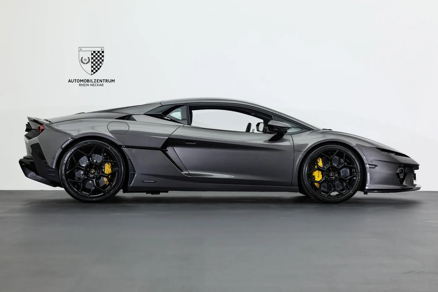 Lamborghini Temerario angeboten von einem Supersportwagenhändler in Viernheim, Deutschland, Foto 8 von 25