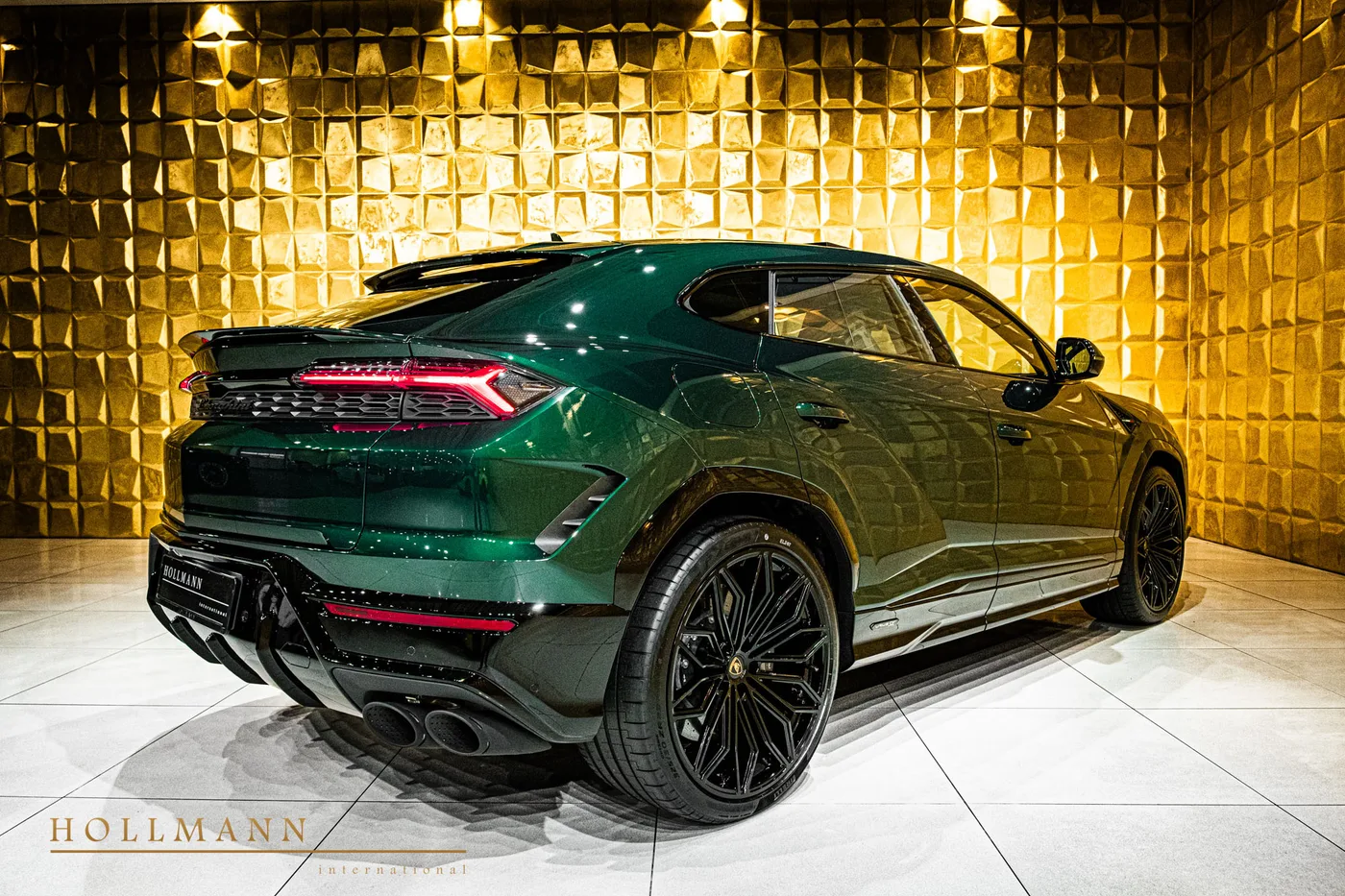 Lamborghini Urus SE proposée par un concessionnaire spécialisé à Stuhr, Allemagne, photo 8 sur 8