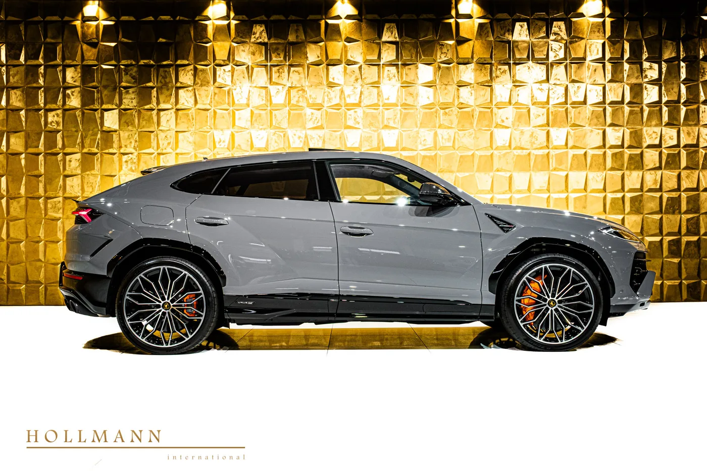 Lamborghini Urus SE proposée par un concessionnaire spécialisé à Stuhr, Allemagne, photo 8 sur 8
