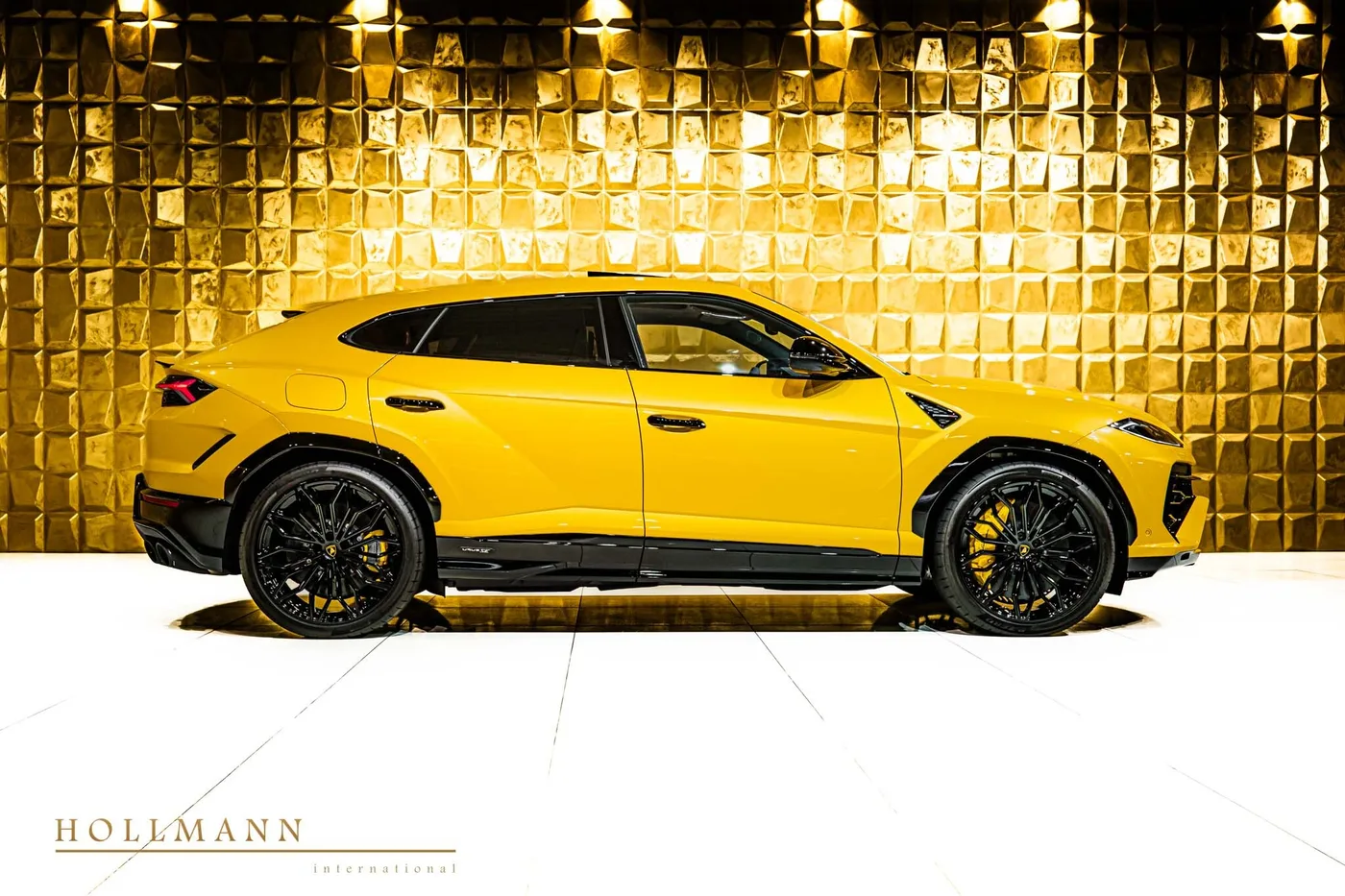 Lamborghini Urus SE angeboten von einem Fachhändler in Stuhr, Deutschland, Foto 5 von 8