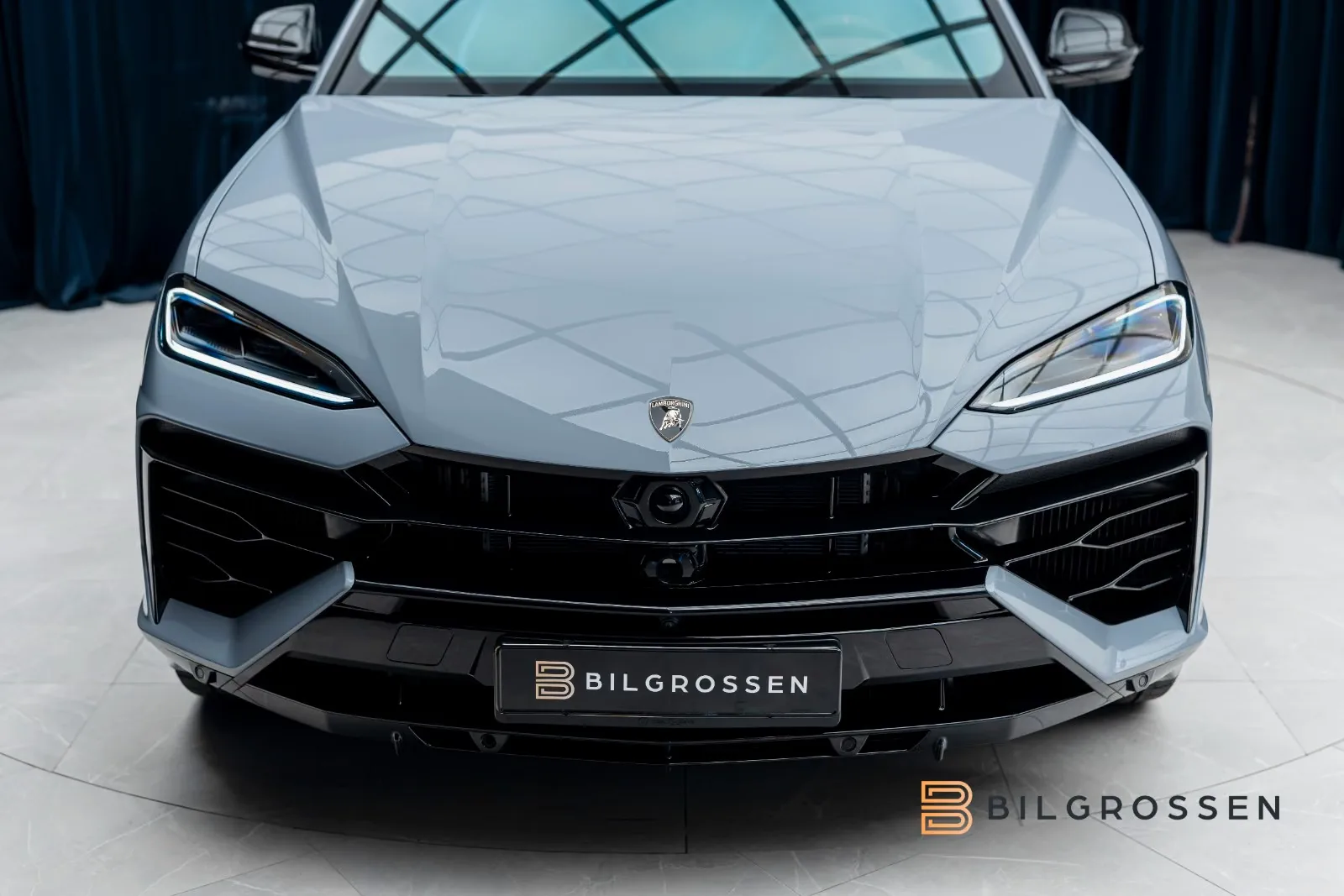 Lamborghini Urus SE, 10/25