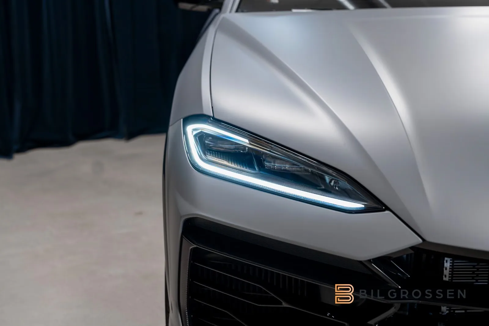 Lamborghini Urus SE, 10/23