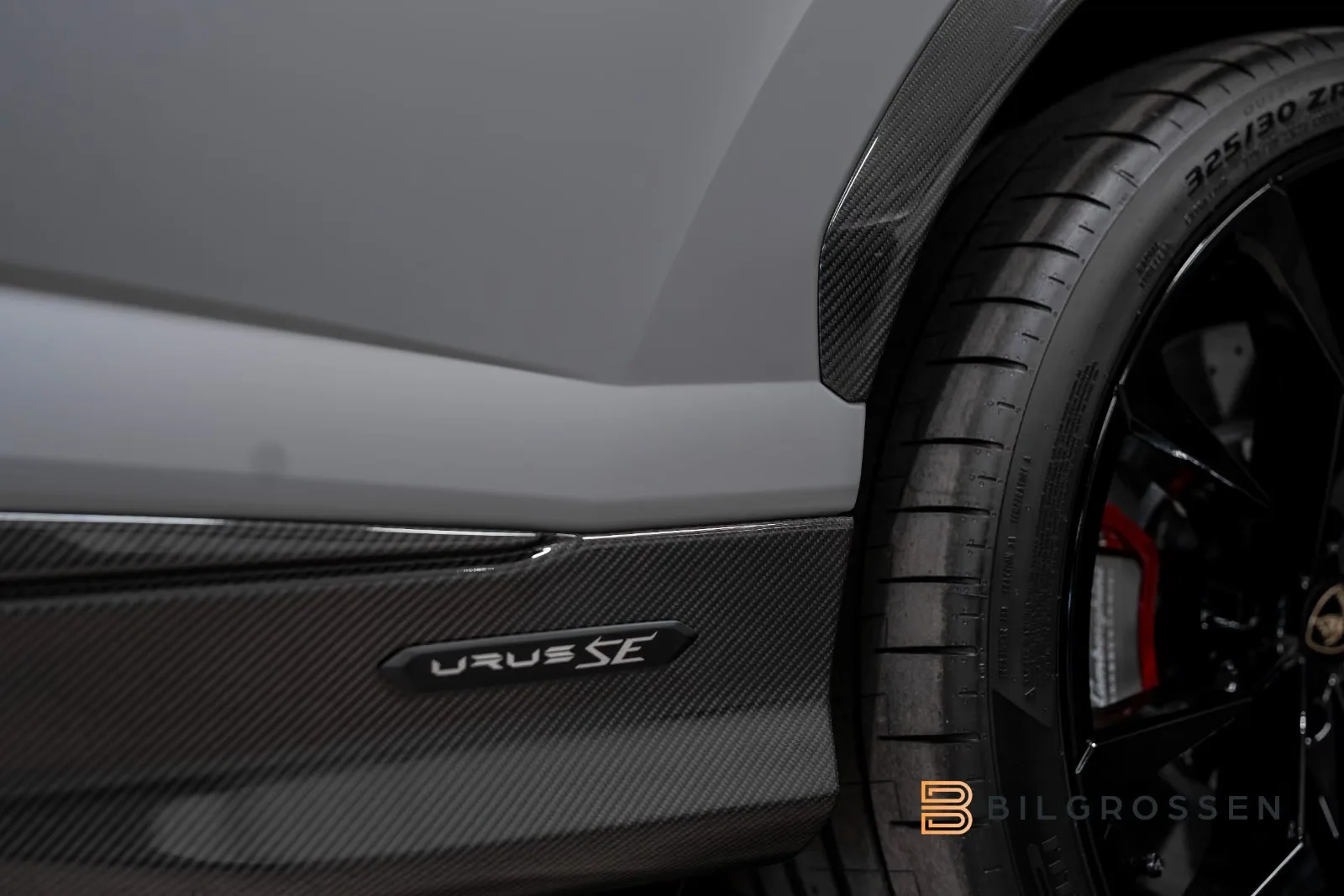 Lamborghini Urus SE, 11/23