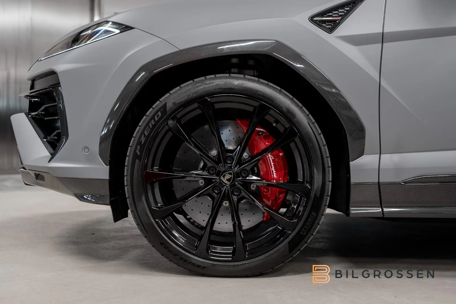 Lamborghini Urus SE, 12/23